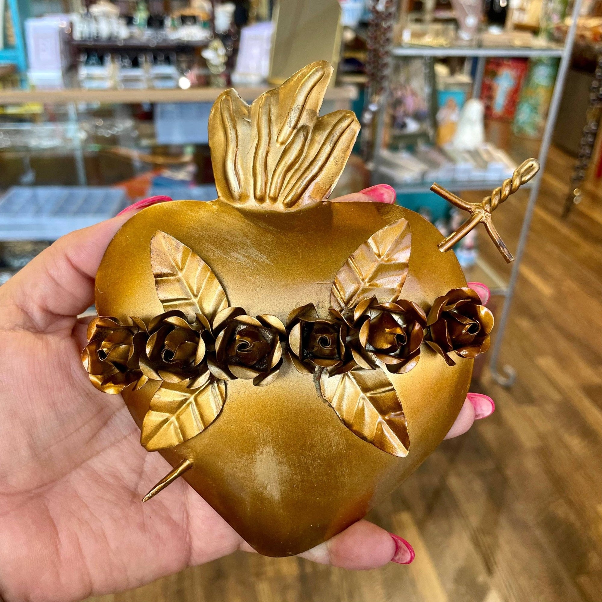 Gold Roses Metal Sacred Heart - Box Turtle