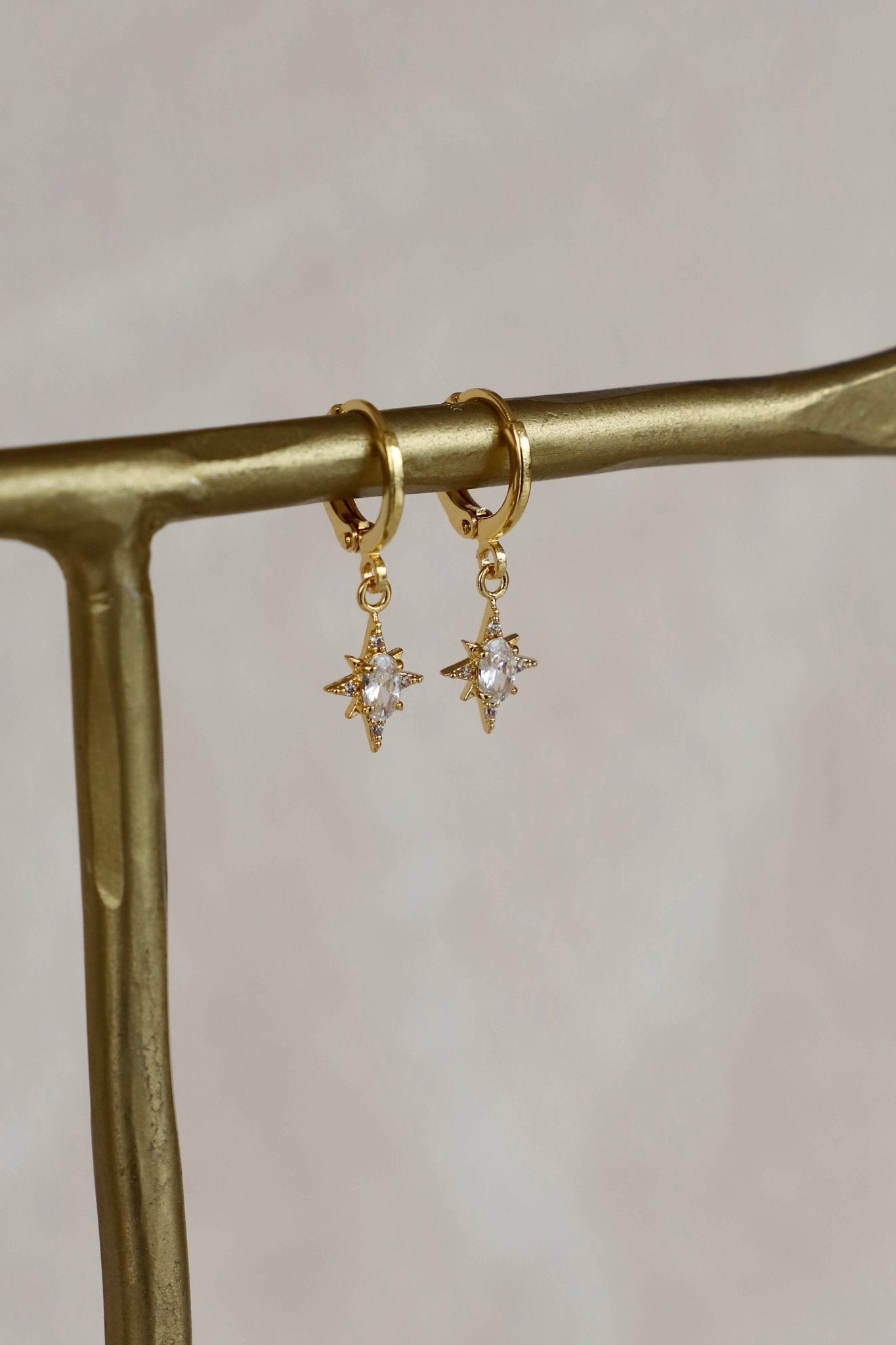 Gold Starlight Huggies - Box Turtle