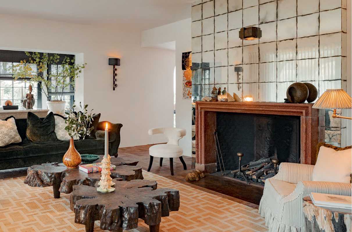 Grand Interiors - Box Turtle