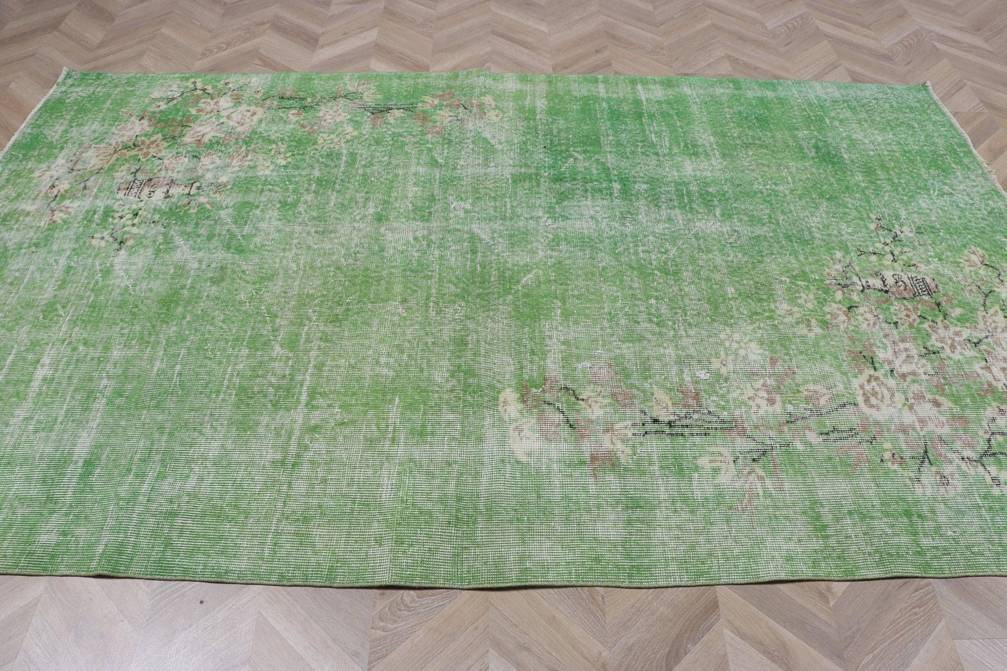 Green Polka dot Turkish Vintage Rug - Box Turtle