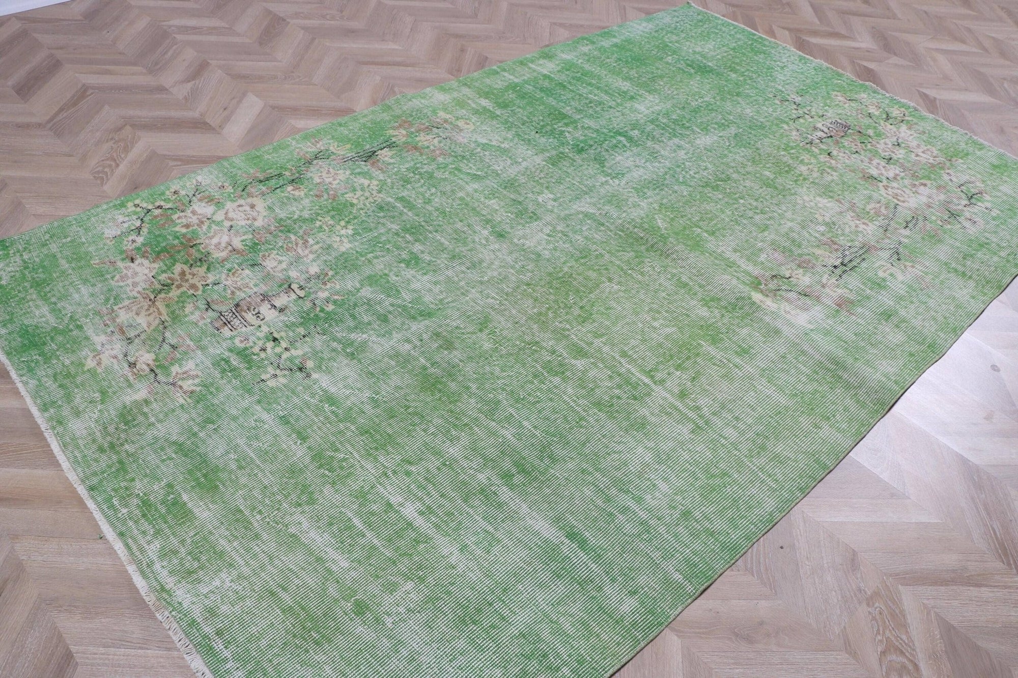 Green Polka dot Turkish Vintage Rug - Box Turtle