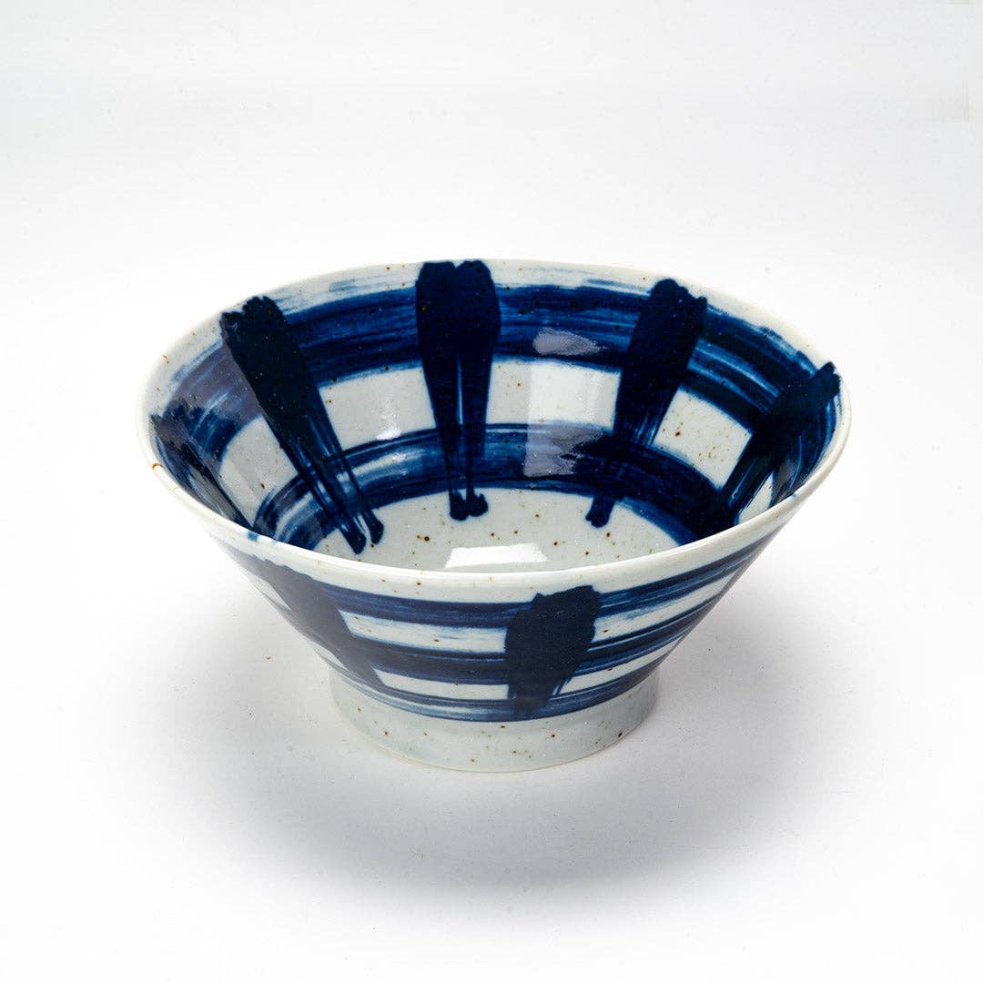 Hakemegoushi Porcelain Ramen Bowl - Box Turtle