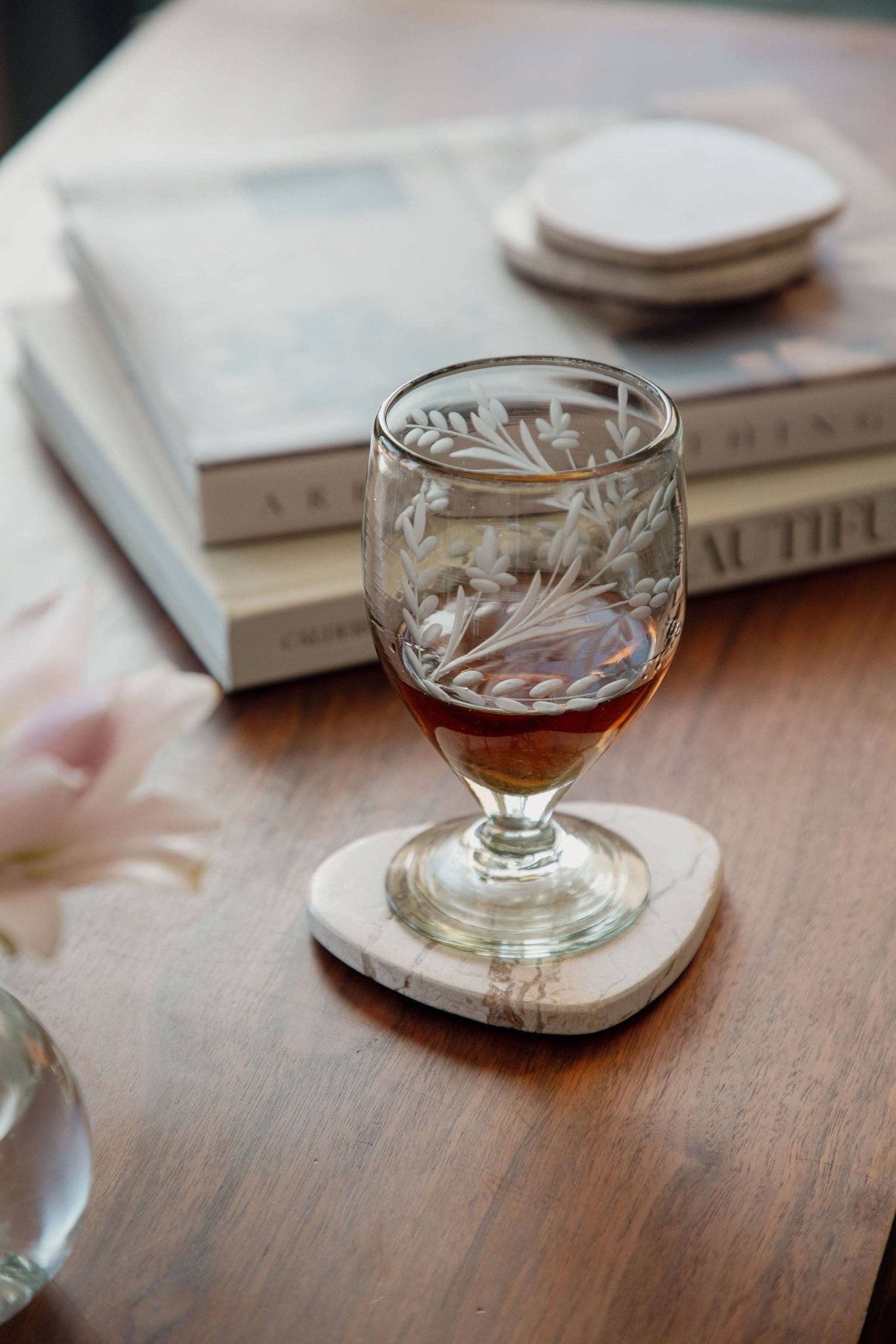 Hand - etched Lua Glass - Box Turtle