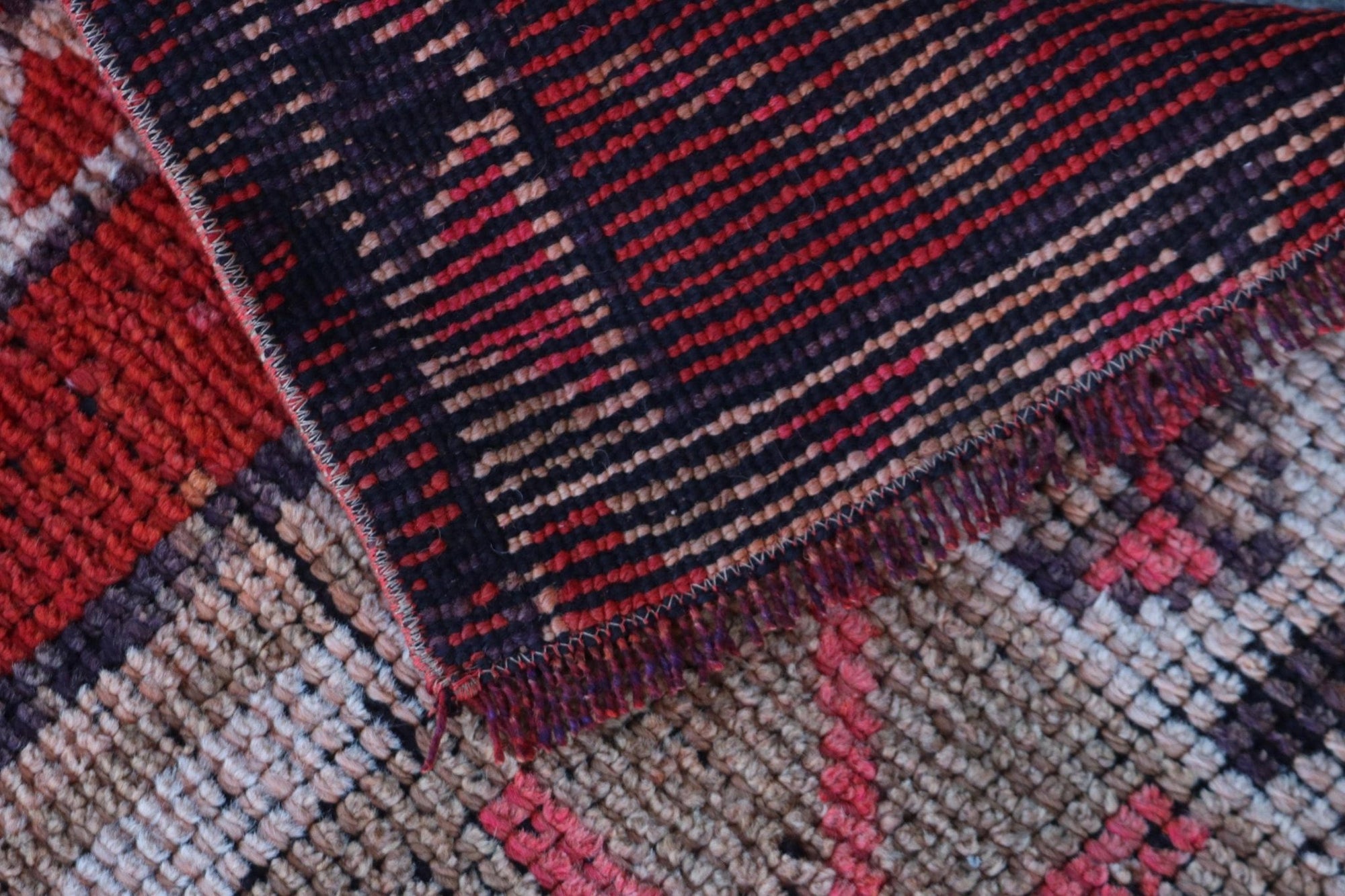 Herki Vintage Turkish Wool Runner Rug with Fringe - Box Turtle
