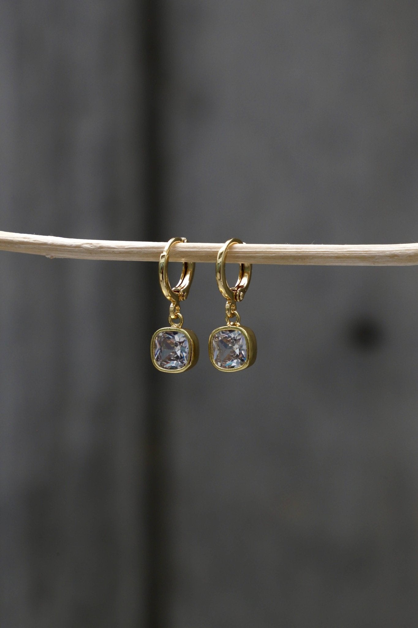 Isla Square Drop Earrings - Box Turtle