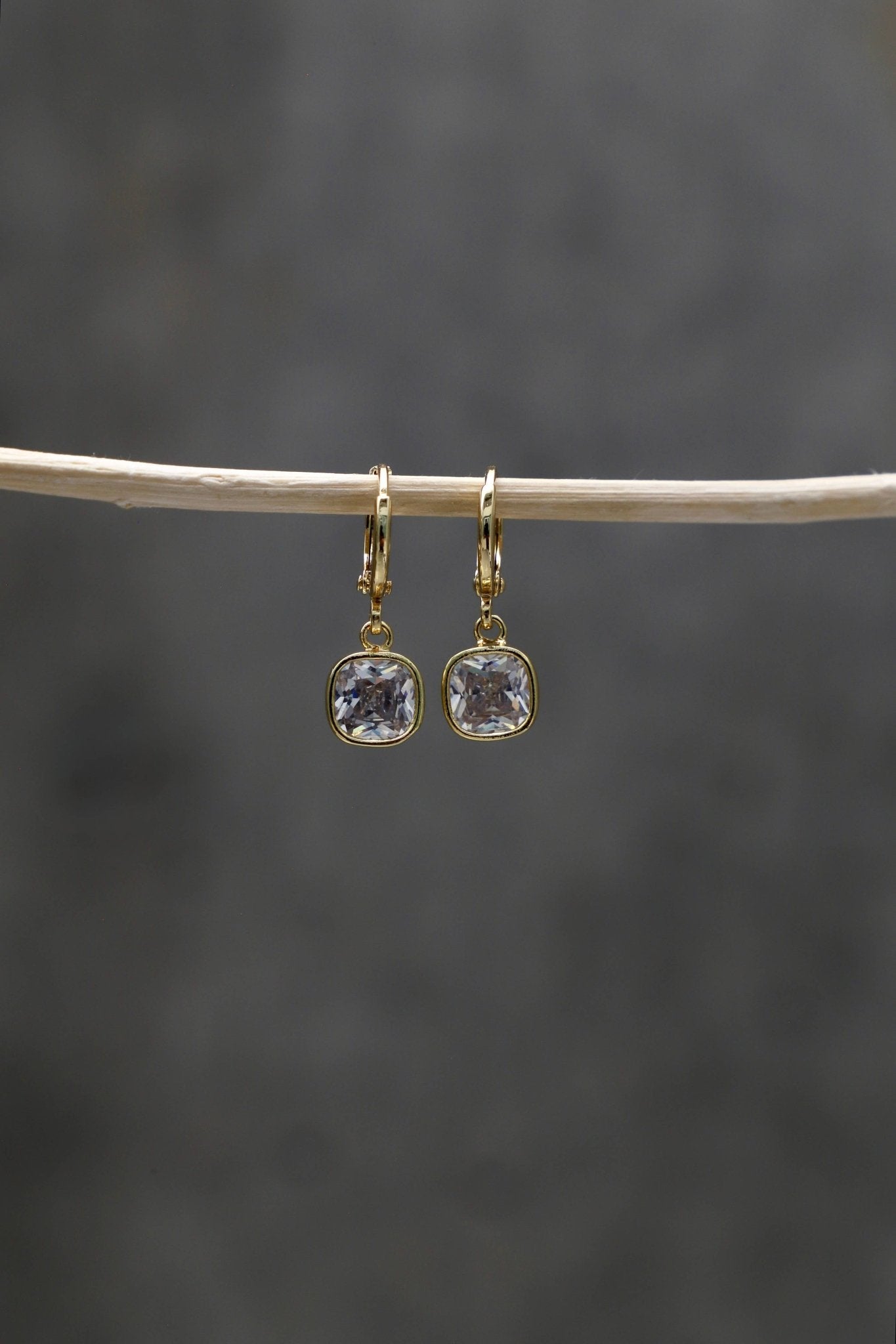 Isla Square Drop Earrings - Box Turtle