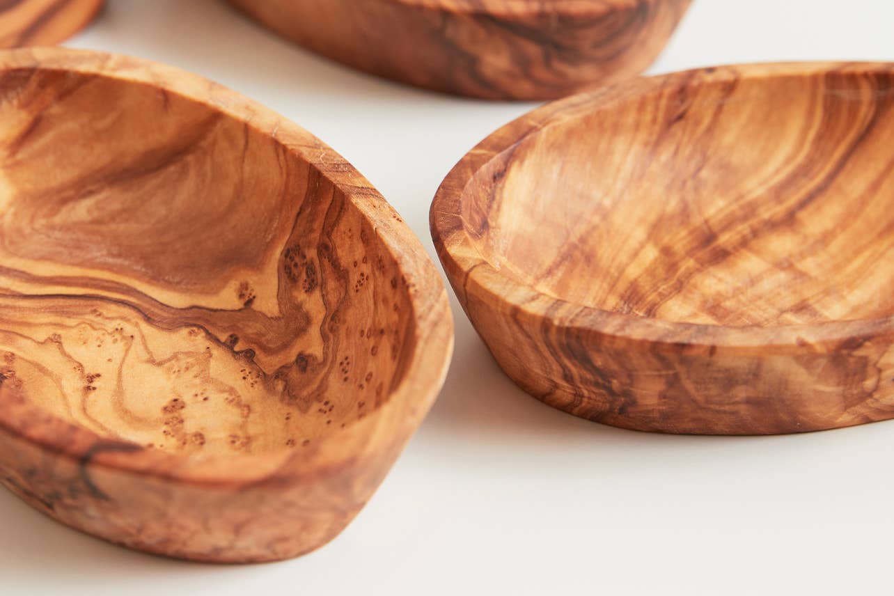Italian Olivewood Aperitivo Bowls - Box Turtle