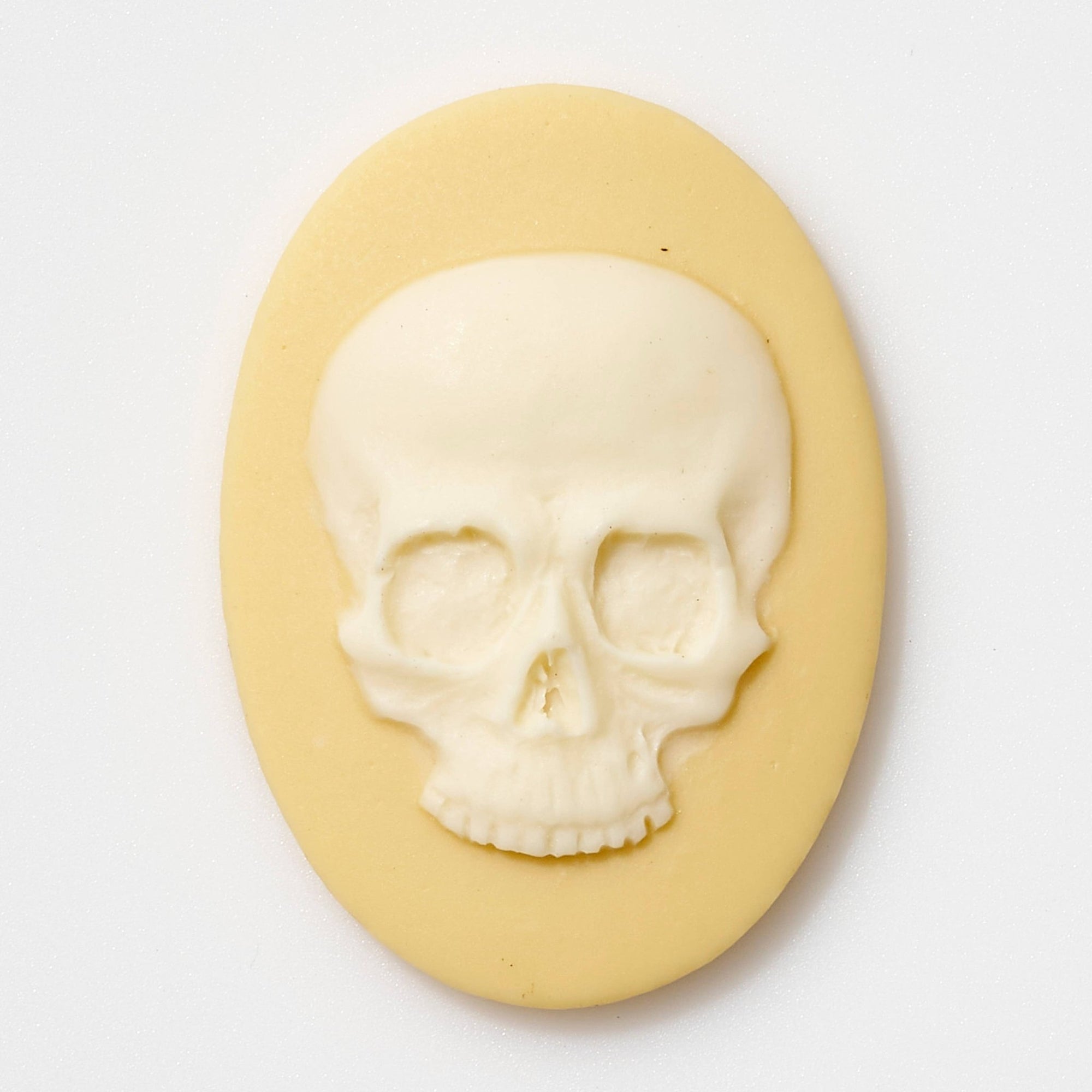 Ivoire Skull Pearl Earring - Box Turtle