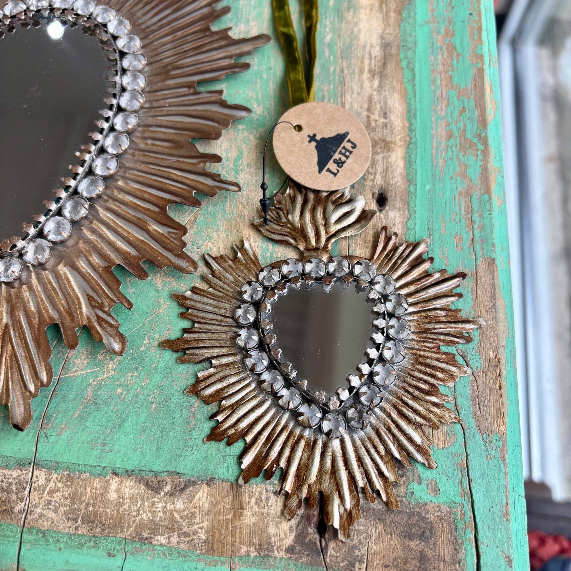 Jeweled Rays Sacred Heart Mirror - Box Turtle