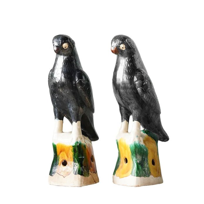 Jingdezhen Hand-Painted Porcelain Bird - Box Turtle