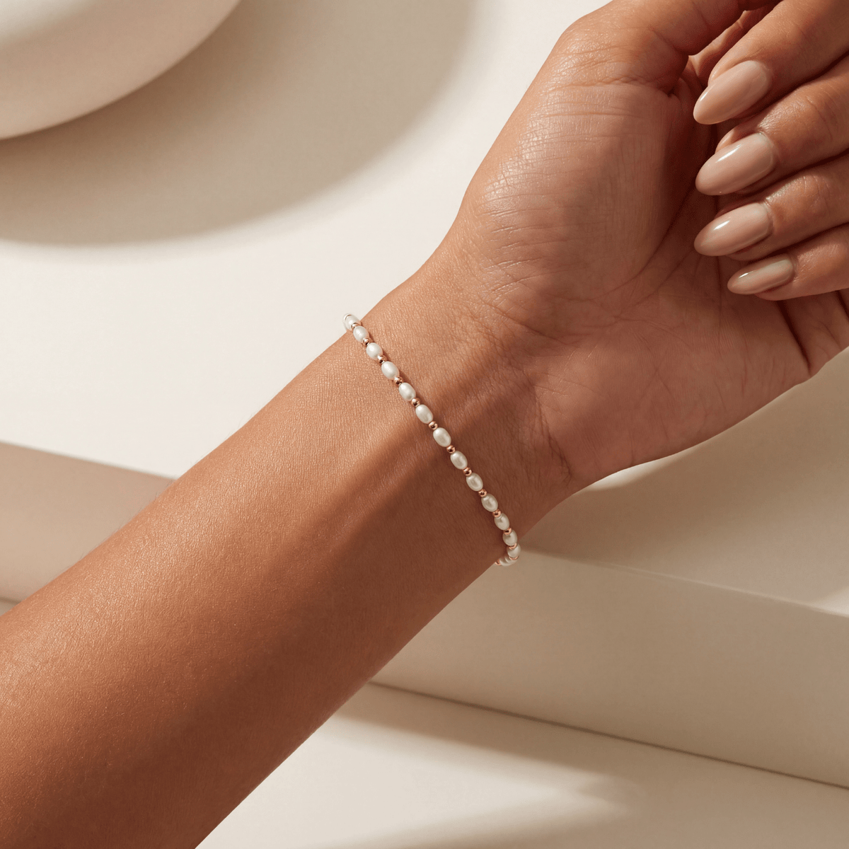 Kennedy Pearl Beaded Bracelet - Box Turtle