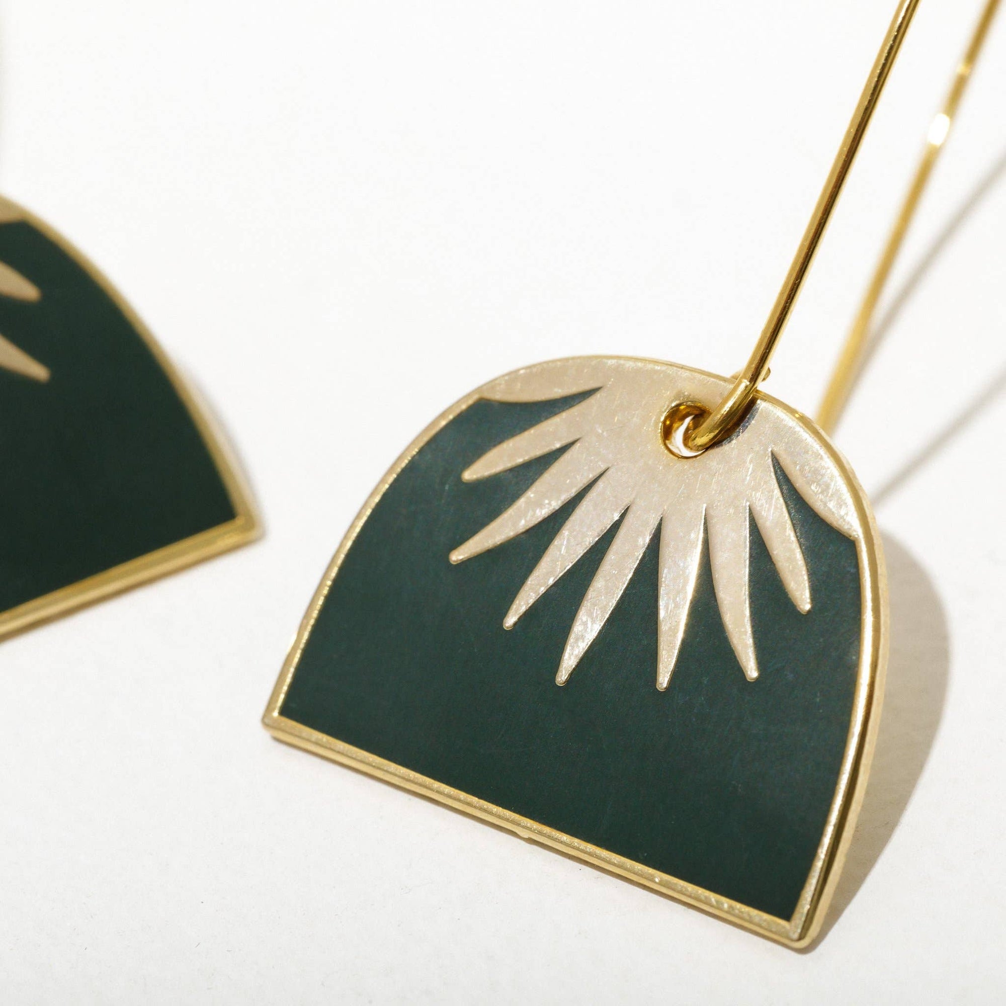 Kristen Earrings - Box Turtle