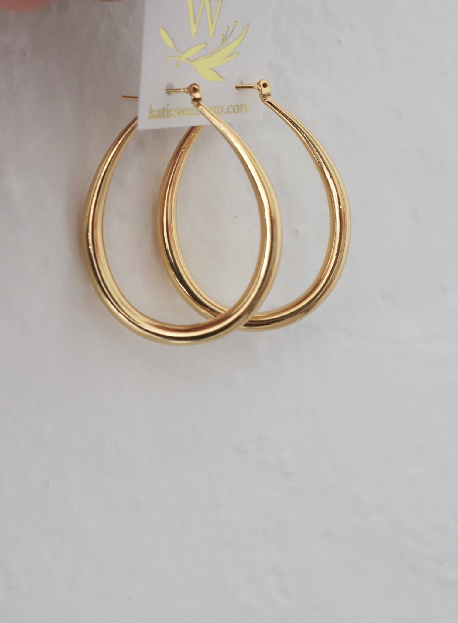 LARGE TEARDROP HOOP EARRINGS - Box Turtle