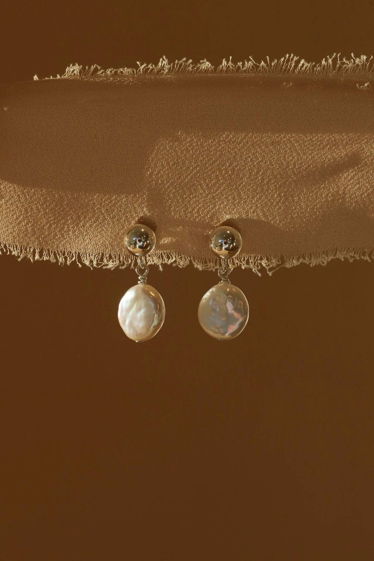 Lea Pearl Drop Earrings - Box Turtle