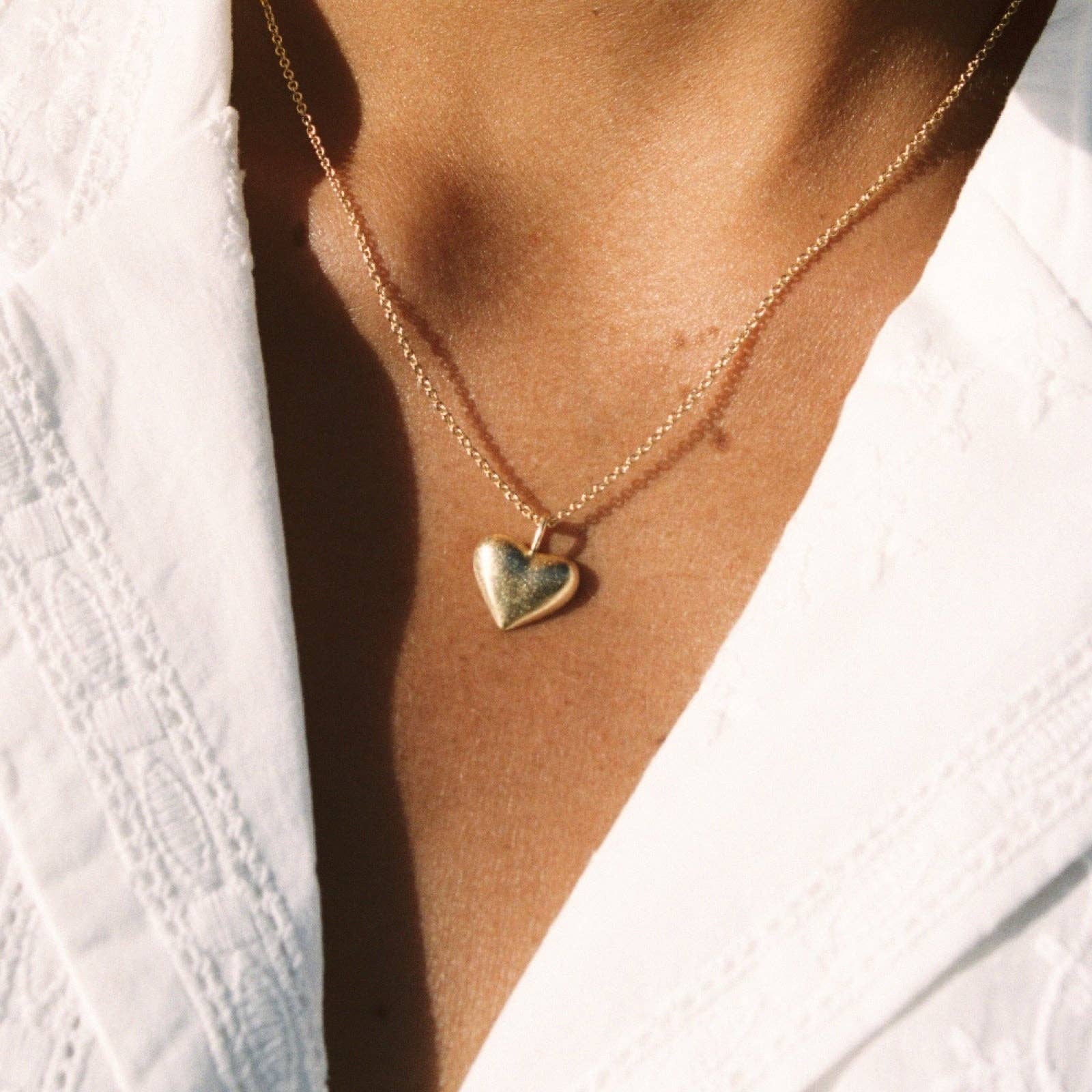 Leona Necklace - Box Turtle