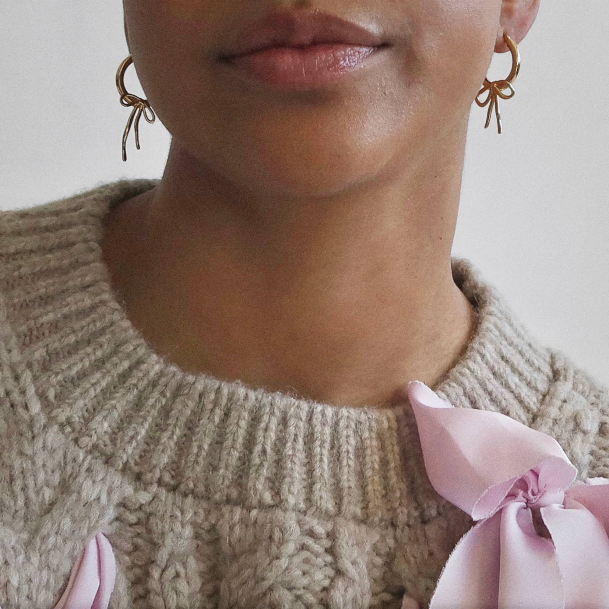 Lisette Bow Hoops - Box Turtle