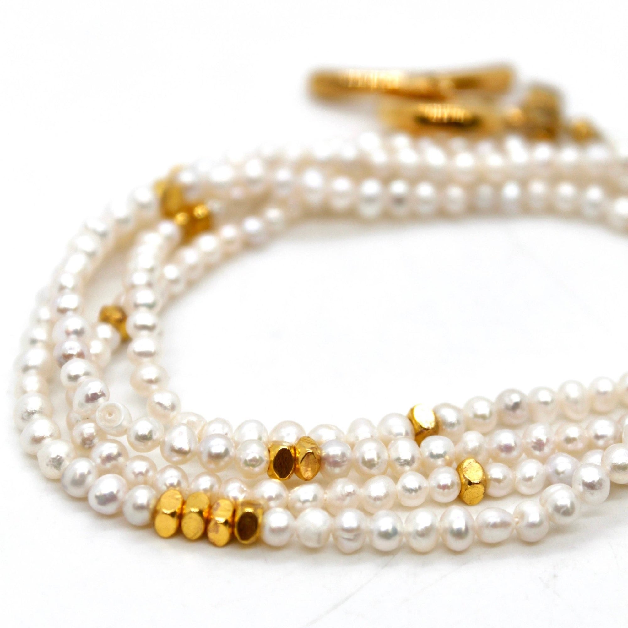 Long Freshwater Pearl and Gold Luxury Necklace - Box Turtle