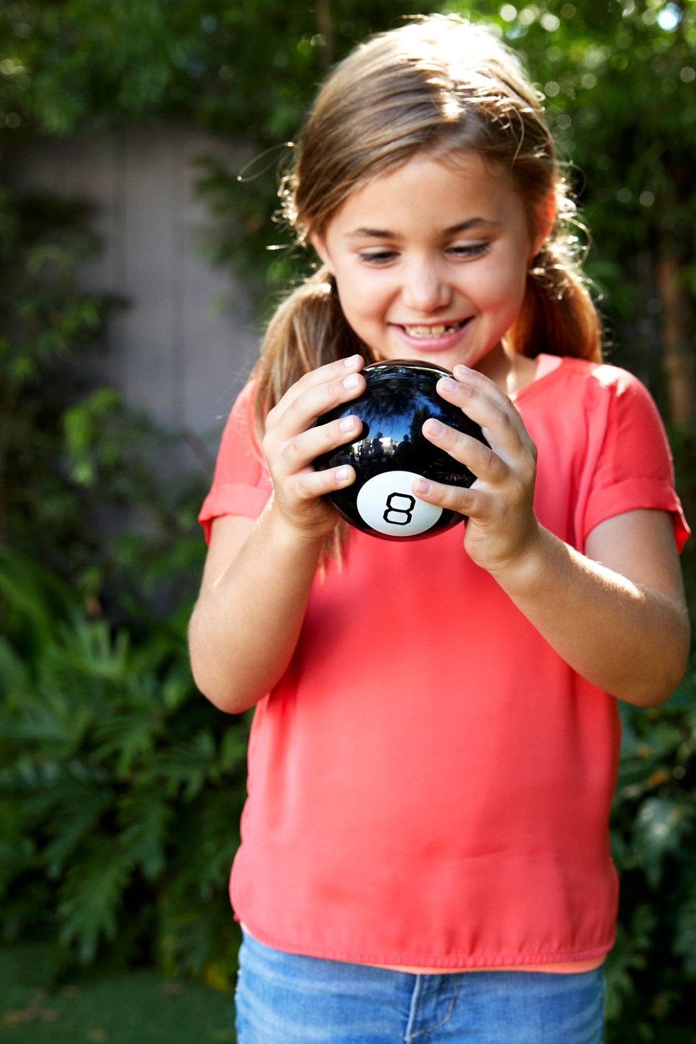 Magic 8 Ball Game - Box Turtle