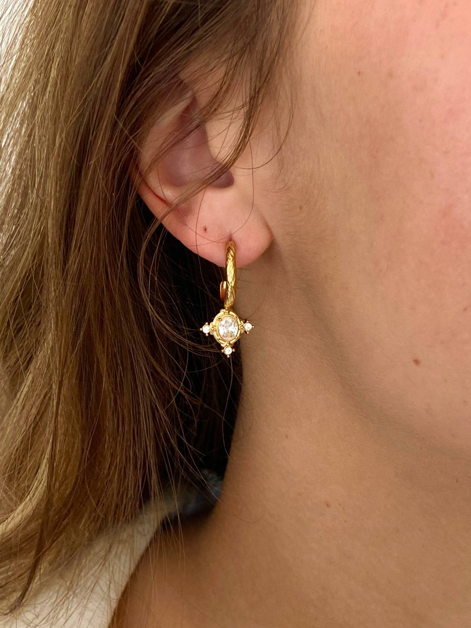 Marilou Earrings - Box Turtle