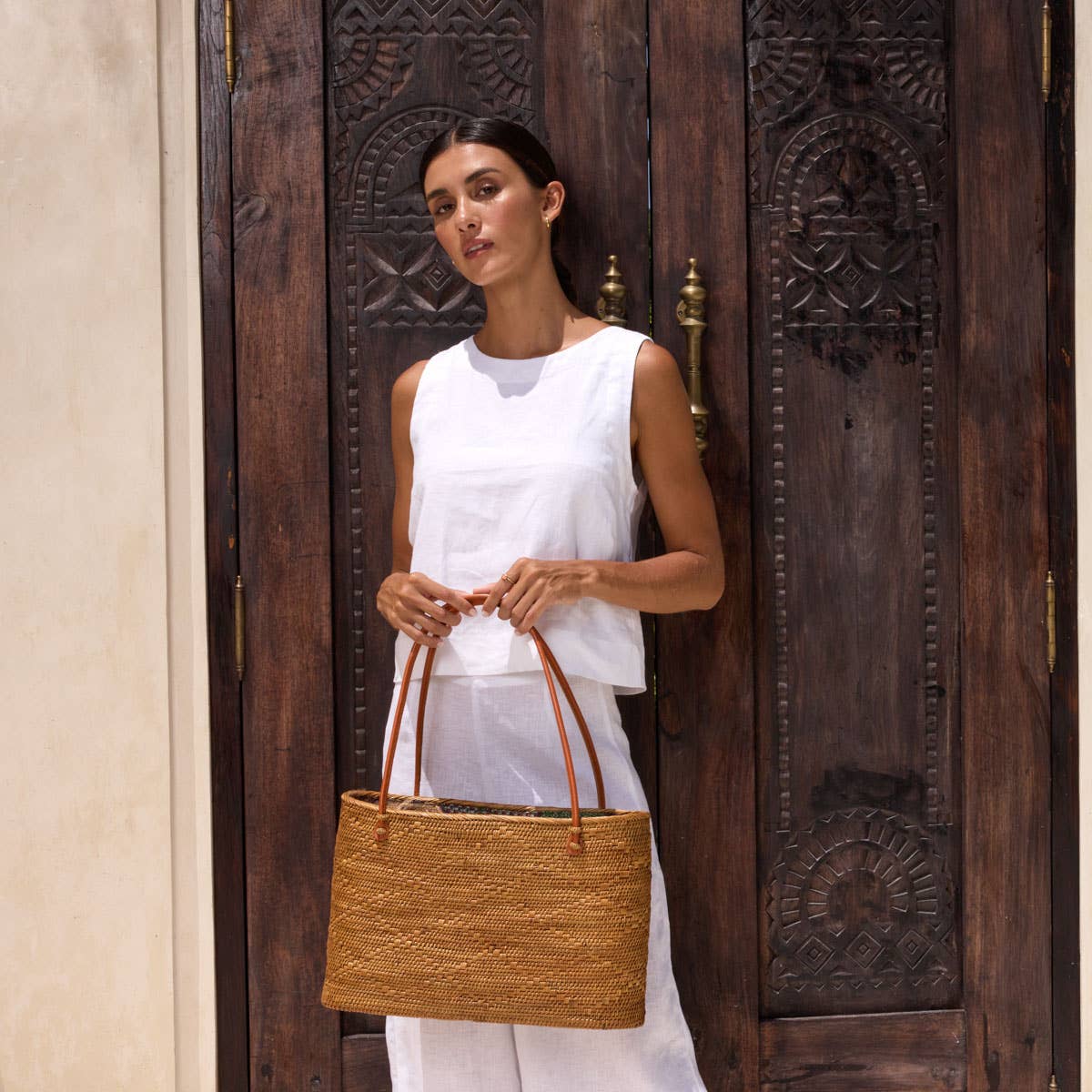 Medium Ata Vine Tote Bag - Box Turtle