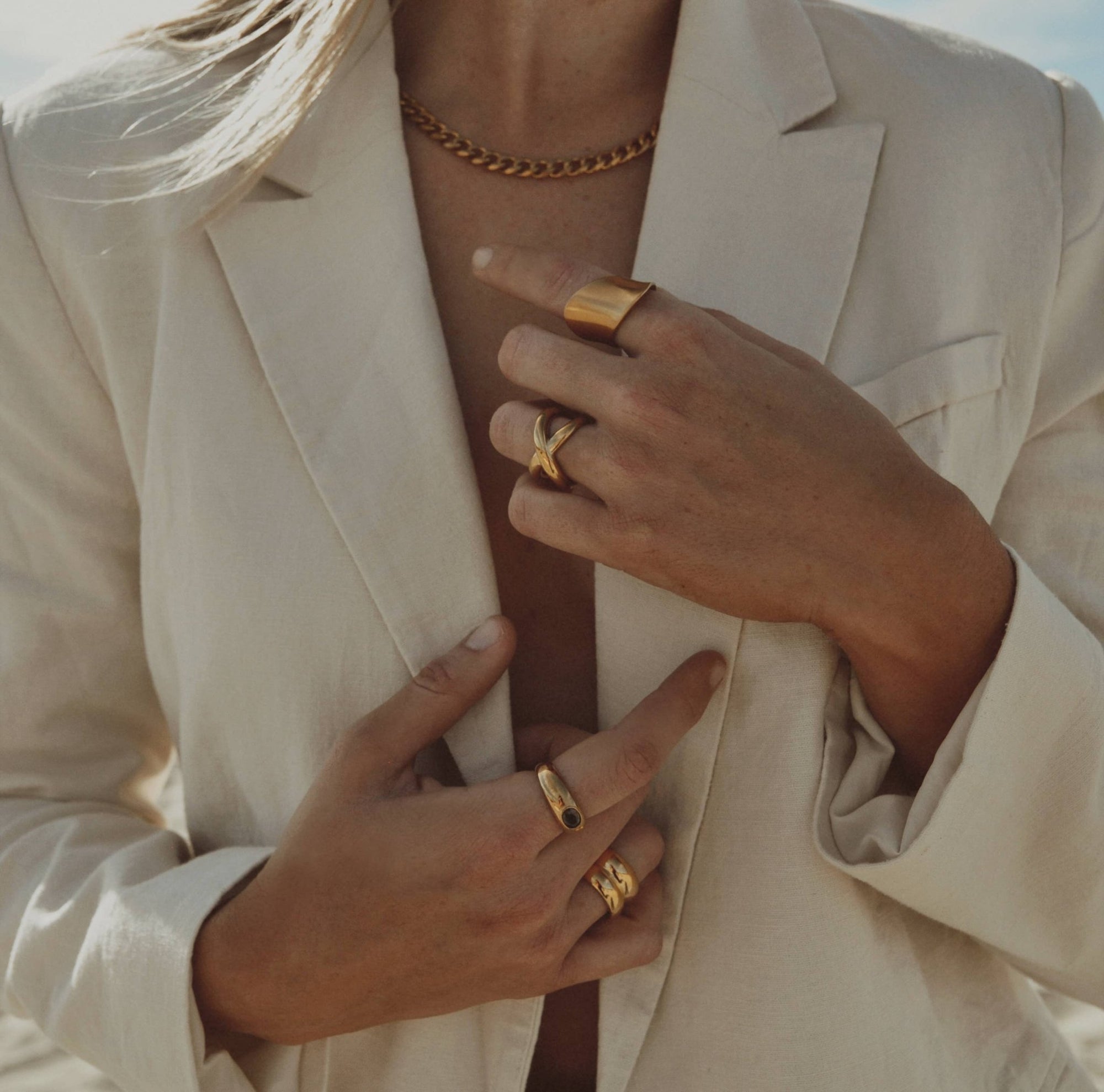 Mia Statement Ring - Box Turtle