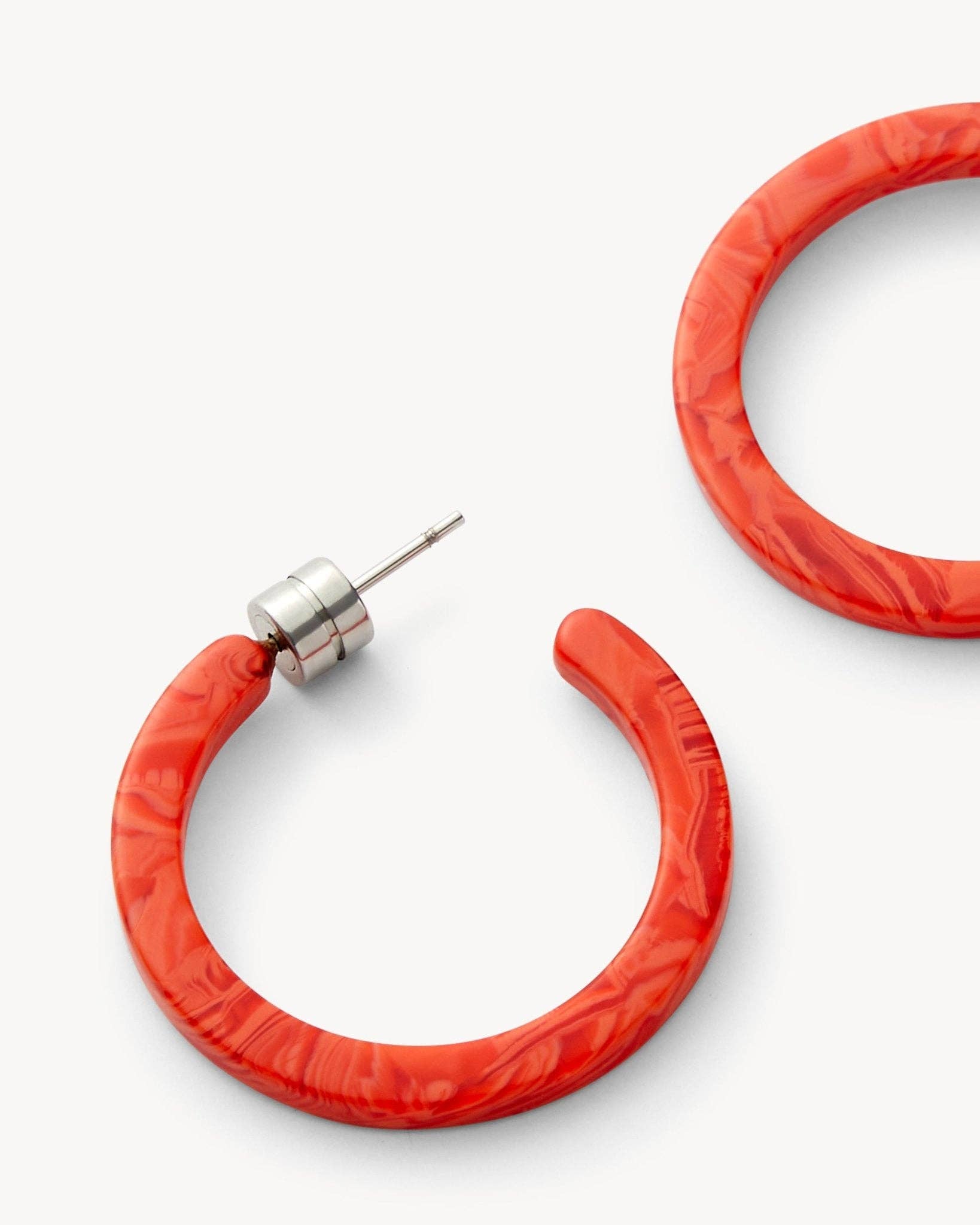 Mini Hoops in Poppy - Box Turtle