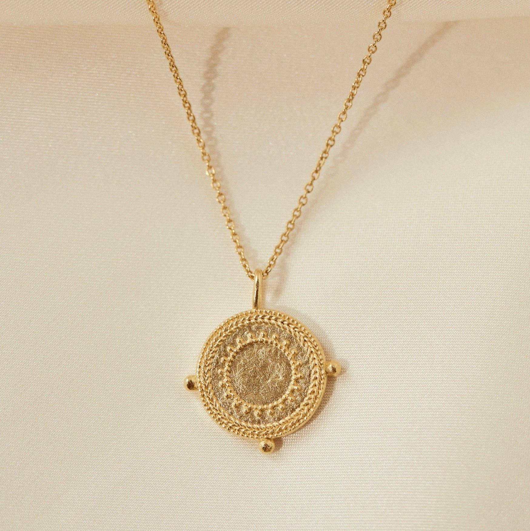 Néo Necklace - Box Turtle