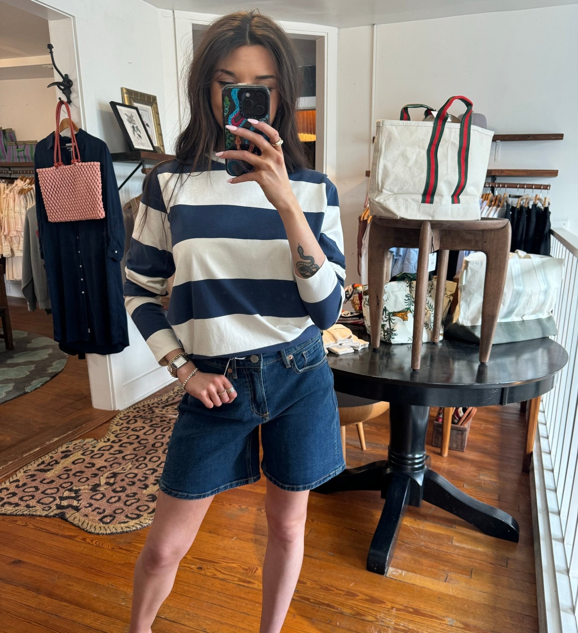 Noel Shorts - Box Turtle