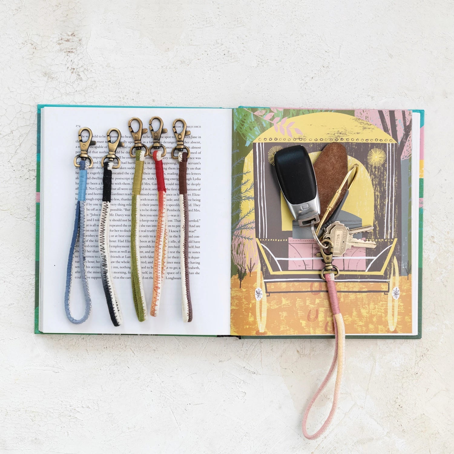 Ombre Cotton Rope Keychain - Box Turtle