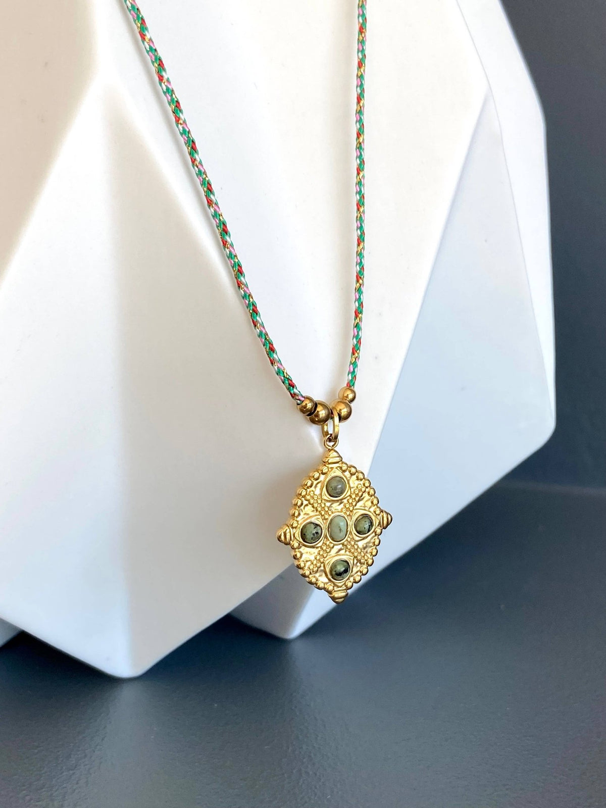Ossi Pendant Necklace - Box Turtle