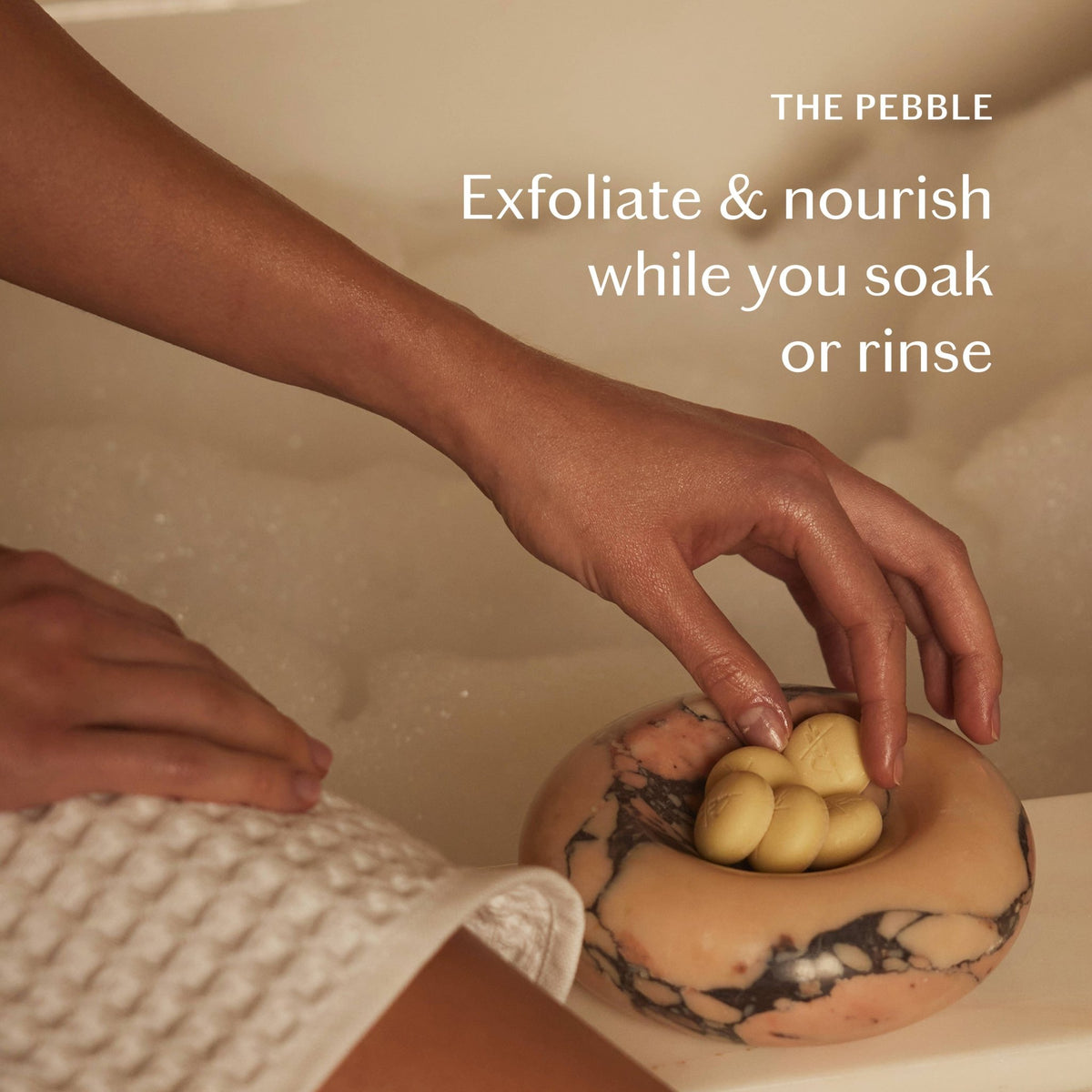 Palo Santo &amp; Vetiver Pebble Bath &amp; Shower Oil - Box Turtle