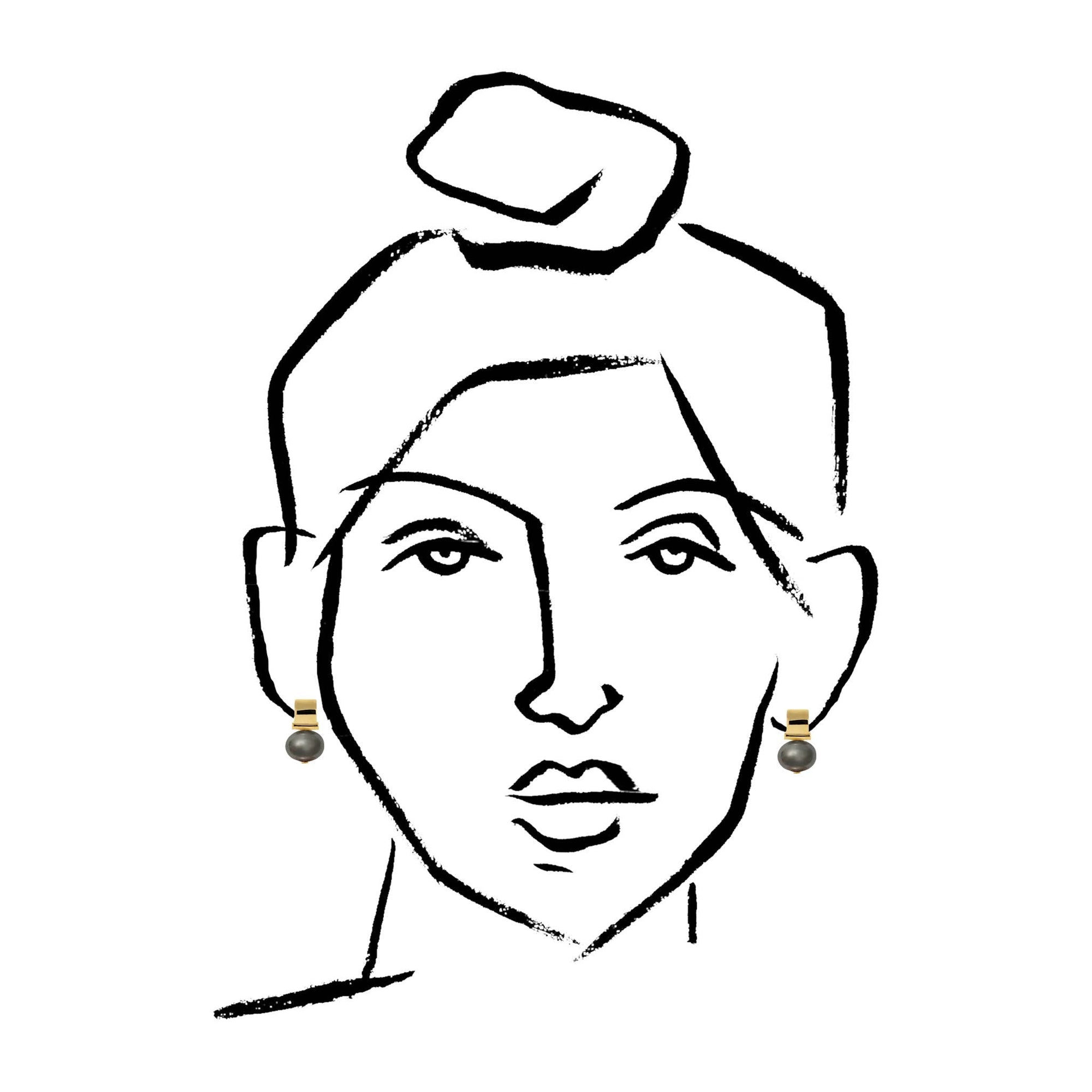 Petite and Smooth Pebble Pearl Post - Baby - Box Turtle