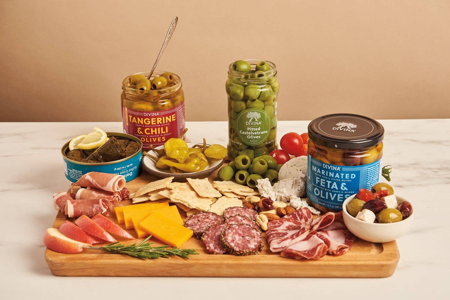 Pitted Castelvetrano Olives - Box Turtle