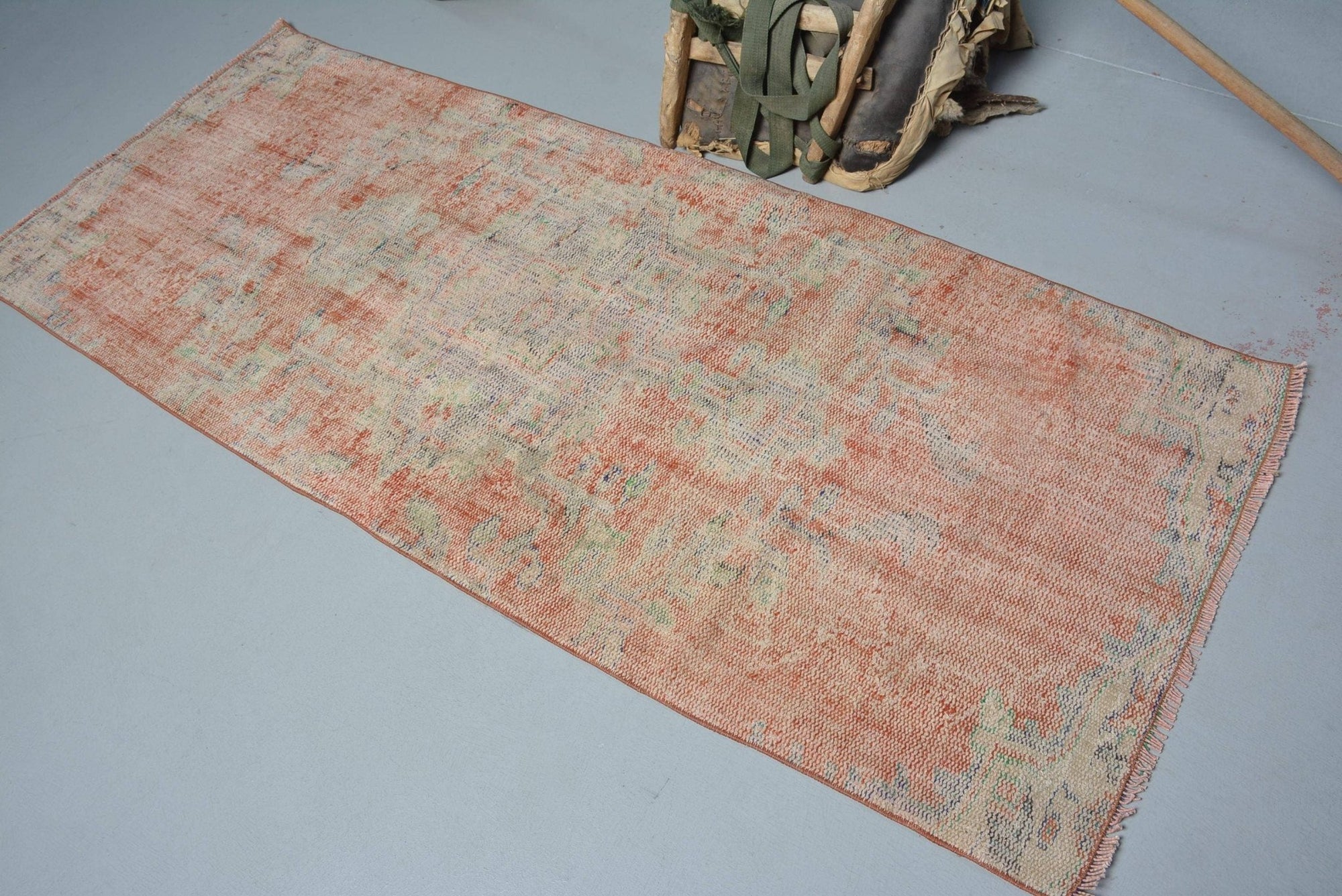 Red Ombré Vintage Turkish Rug - Box Turtle