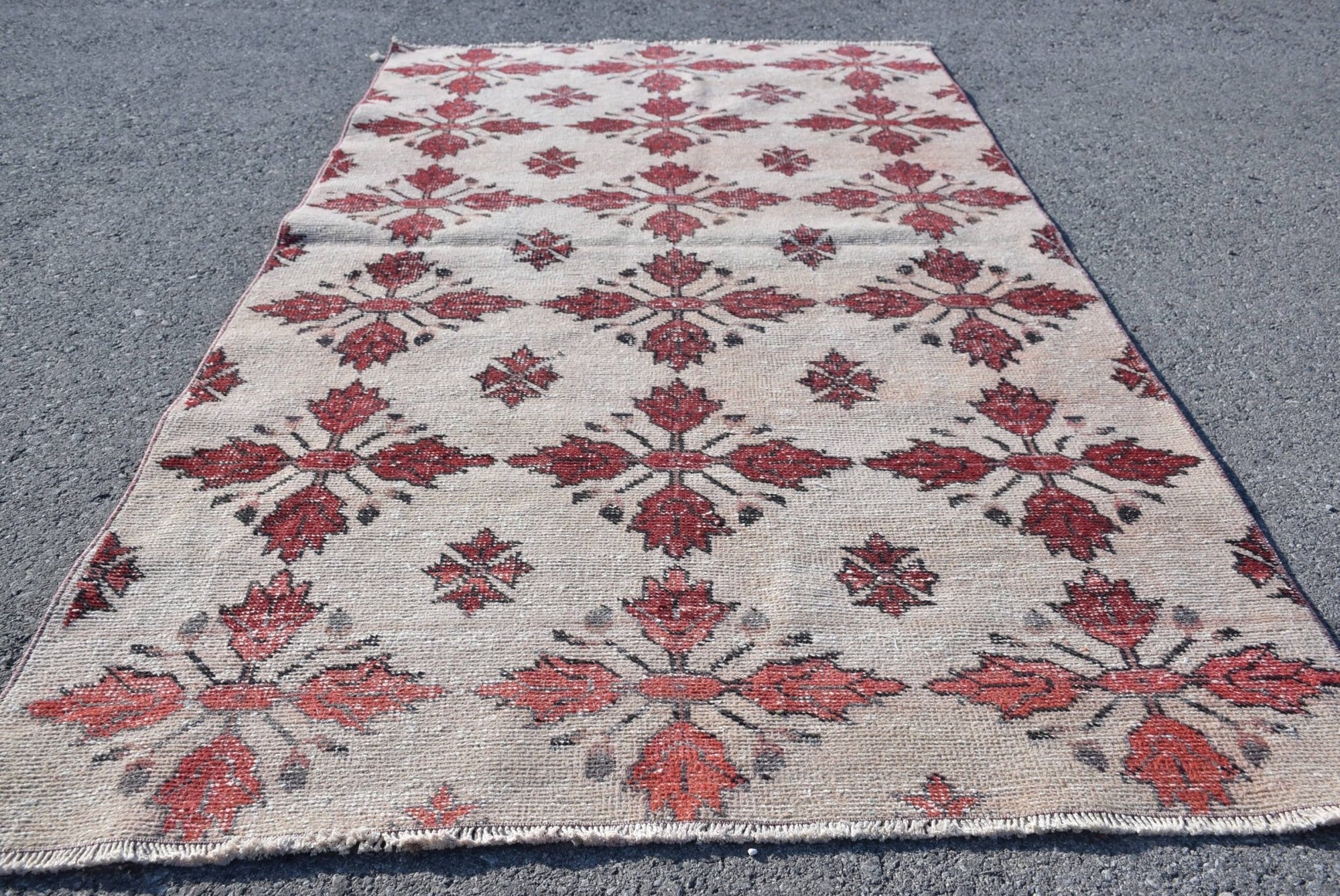Red White Oriental Wool Turkish Rug - Box Turtle