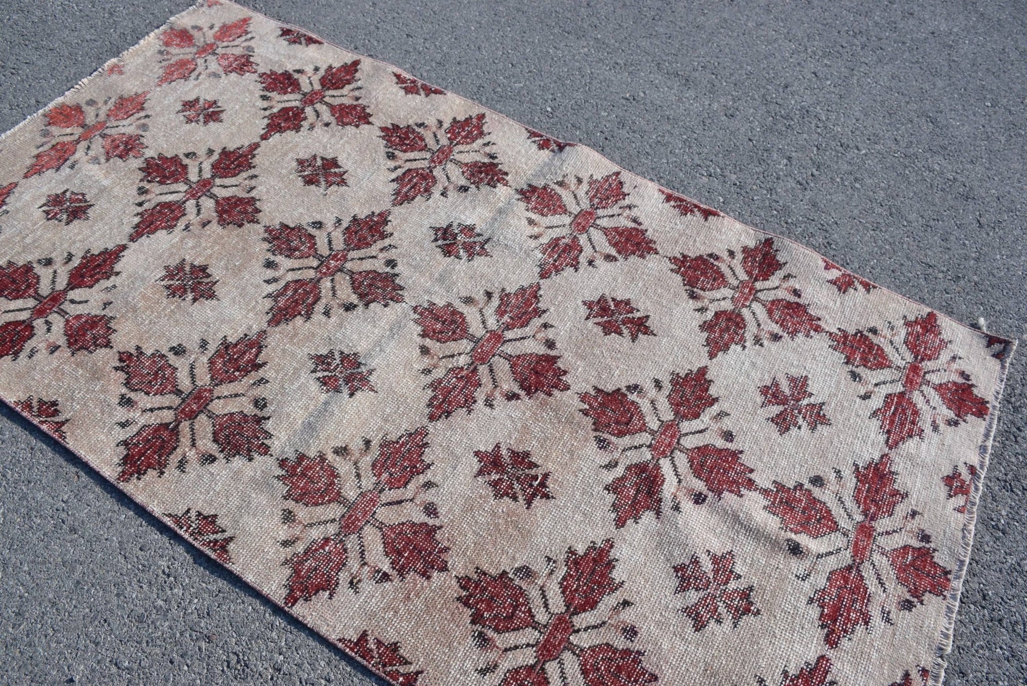 Red White Oriental Wool Turkish Rug - Box Turtle