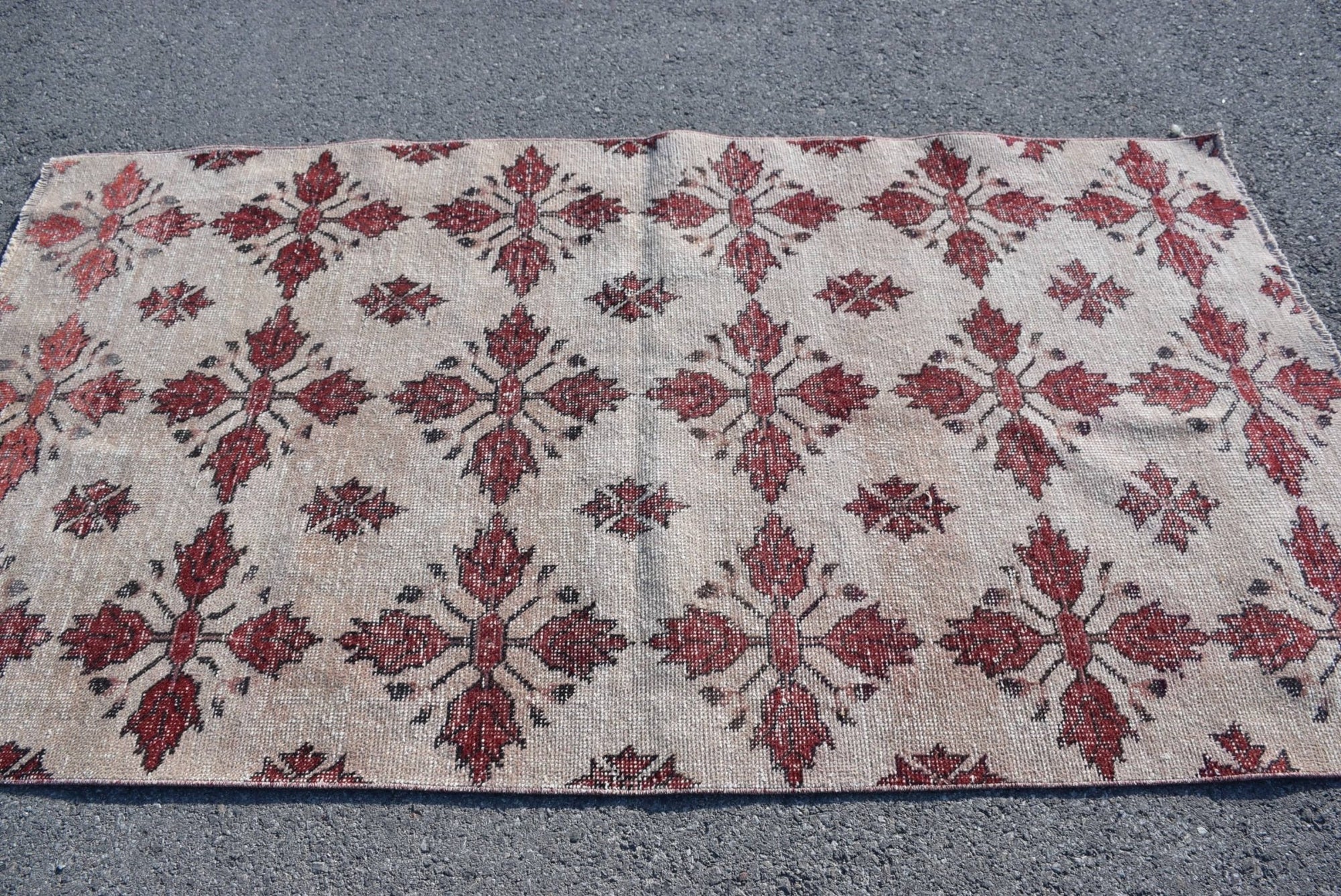 Red White Oriental Wool Turkish Rug - Box Turtle
