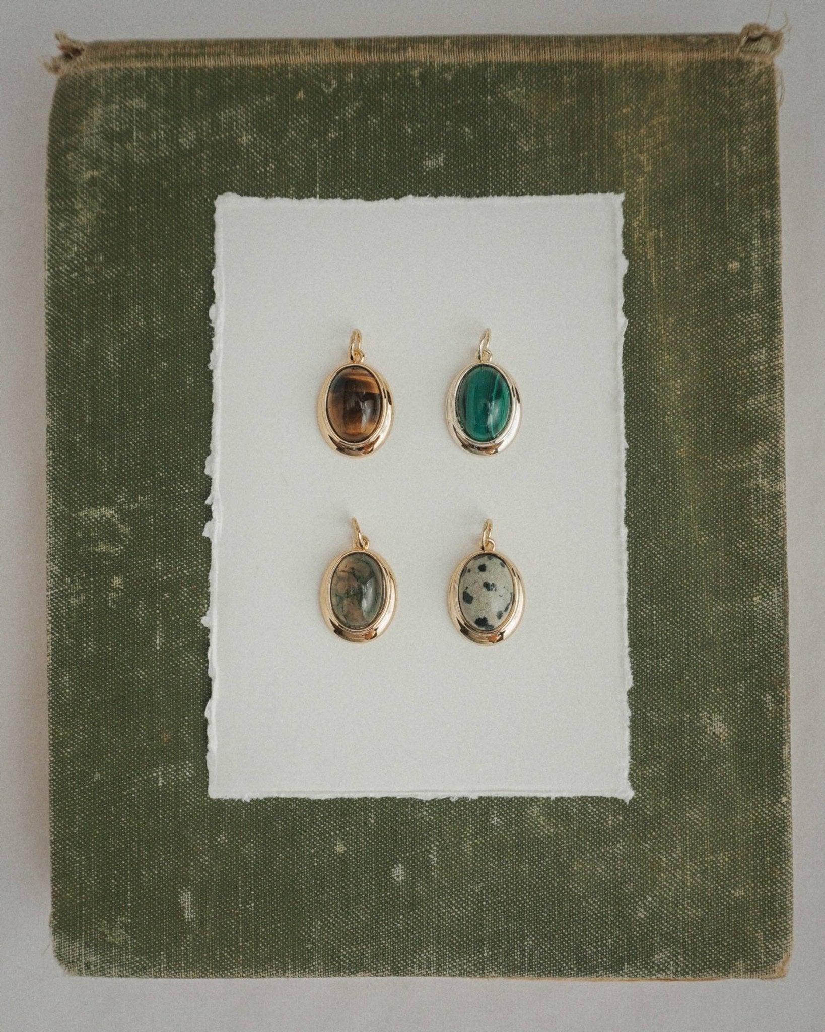 Rory Gemstone Charm - Box Turtle