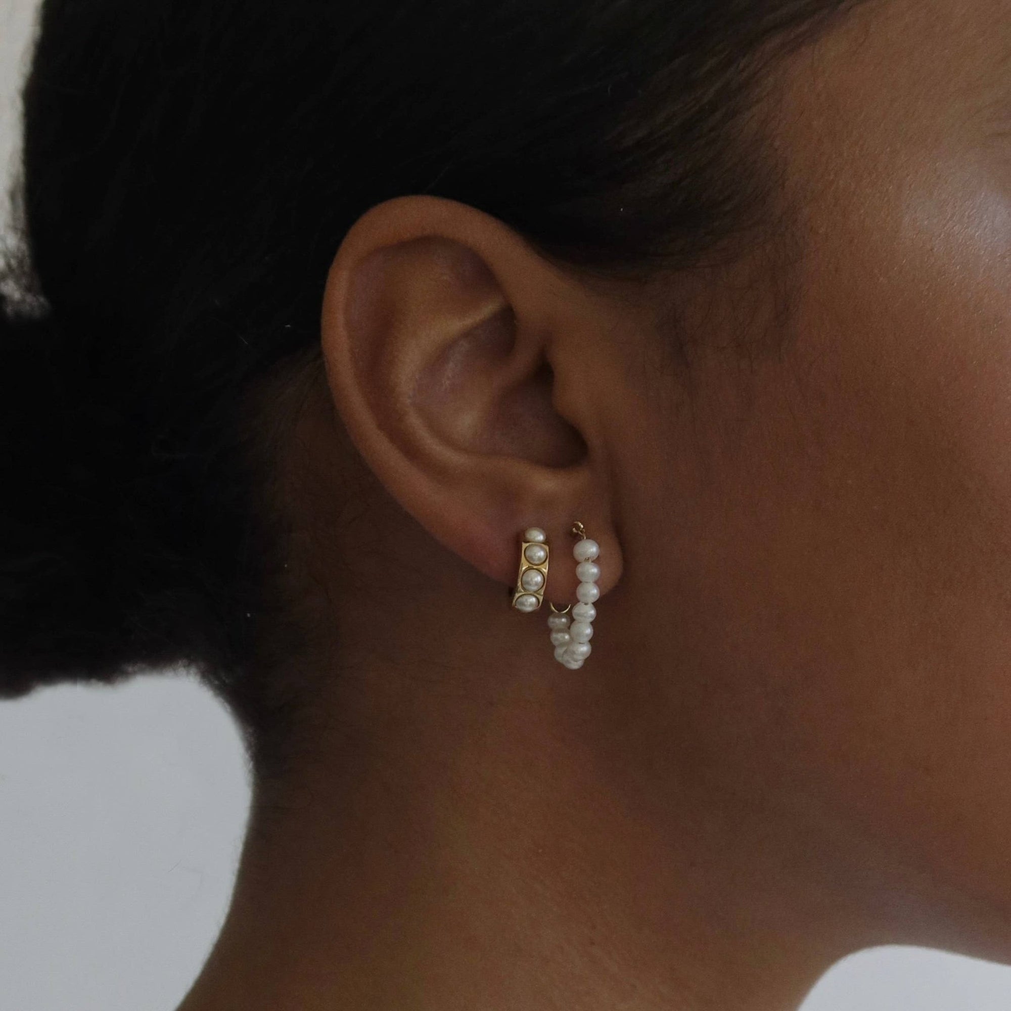 Rosie Pearl Huggies - Box Turtle