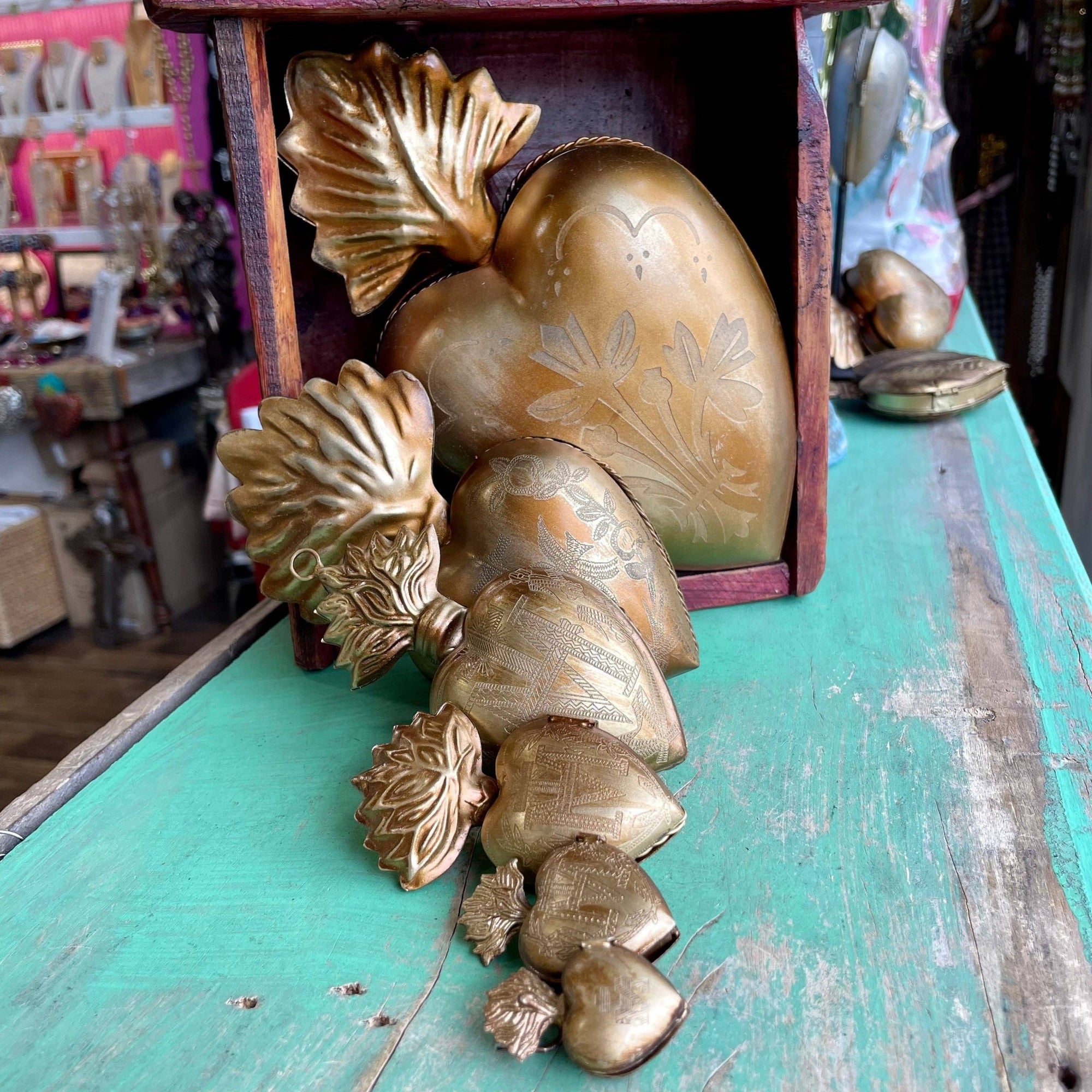 Sacred Heart Locket Box - Box Turtle