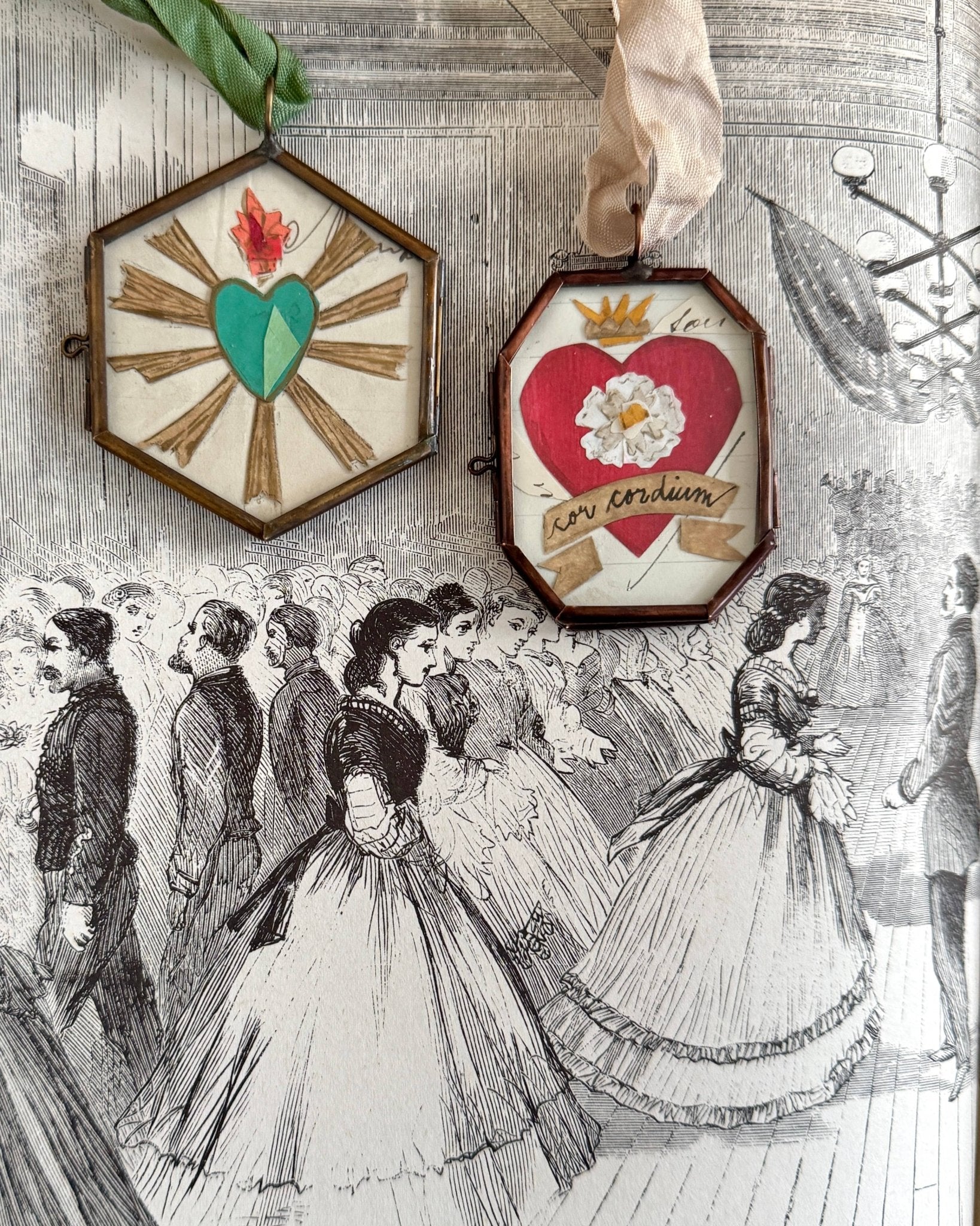 Sacred Heart ~ Objet d'Art - Box Turtle