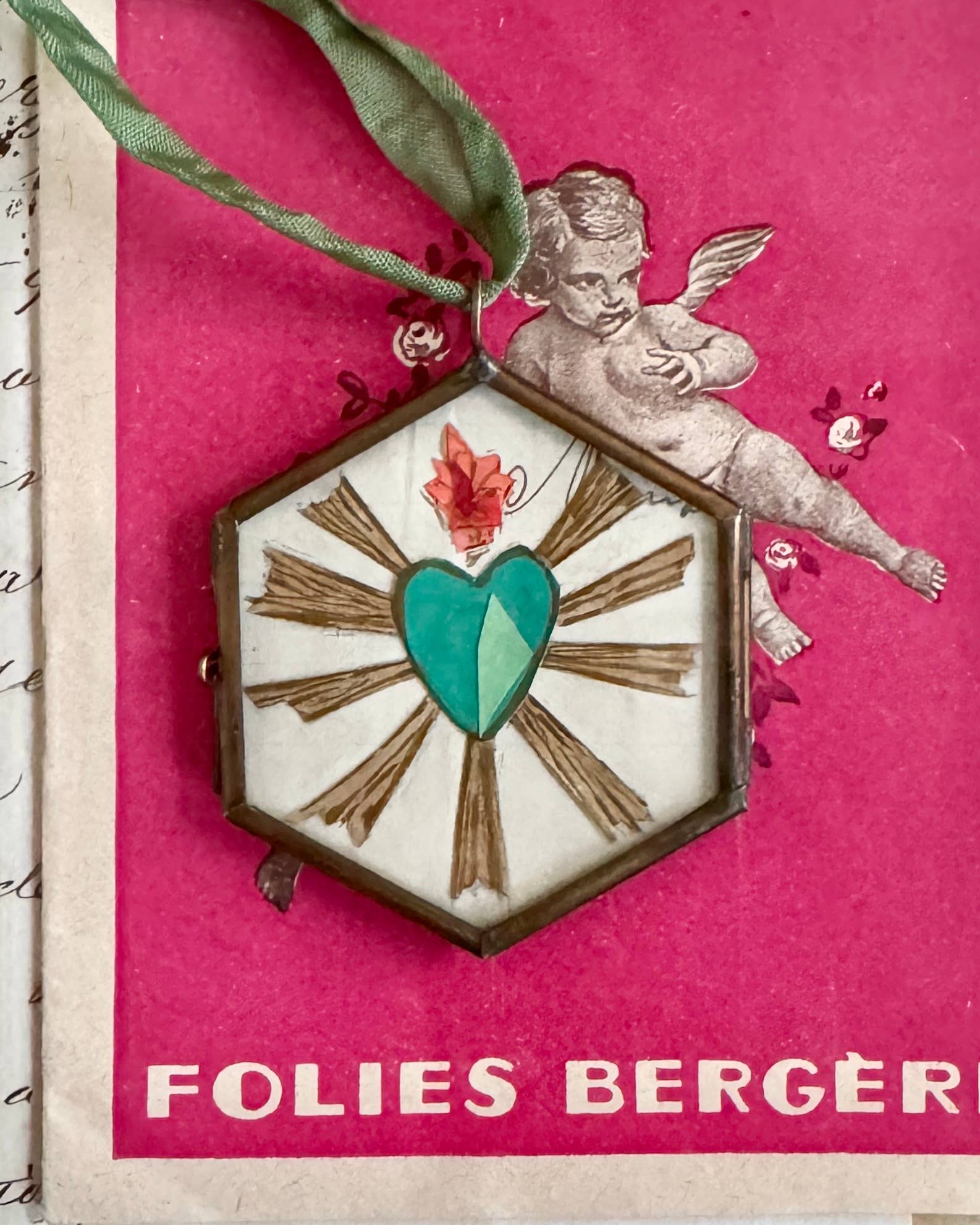 Sacred Heart ~ Objet d'Art - Box Turtle