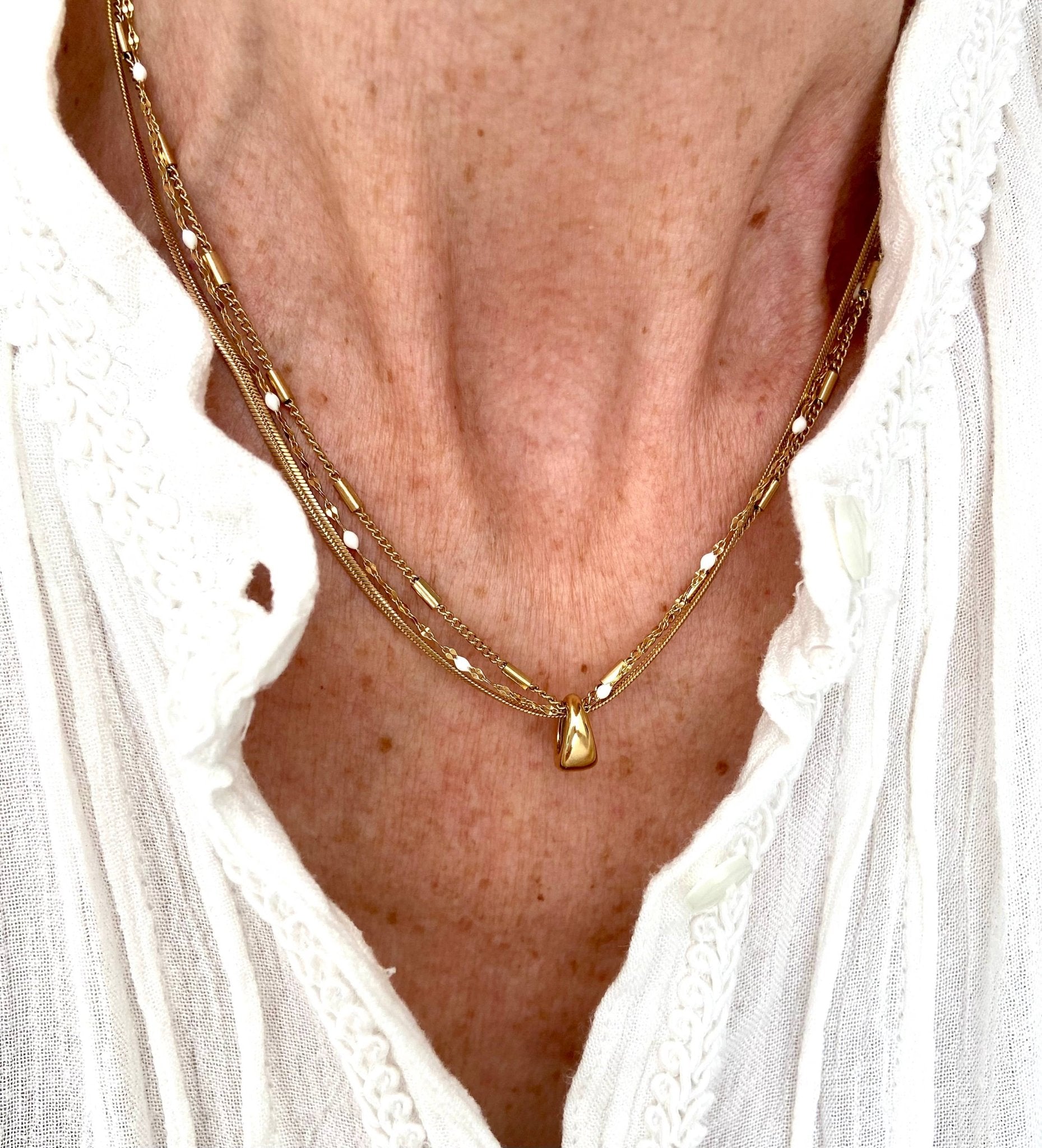 Sally Necklace - Box Turtle