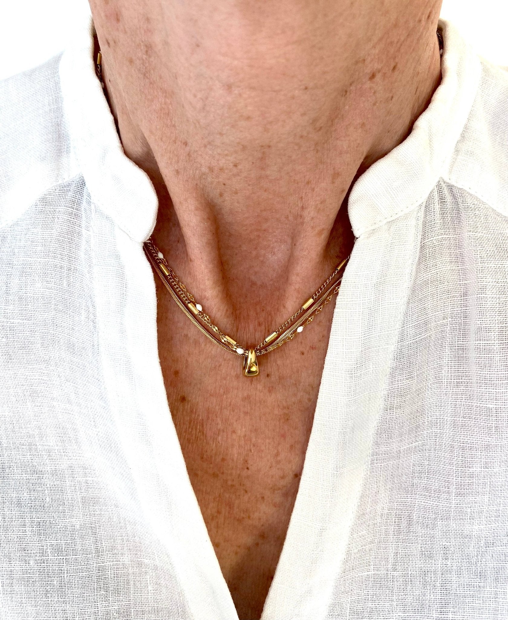 Sally Necklace - Box Turtle