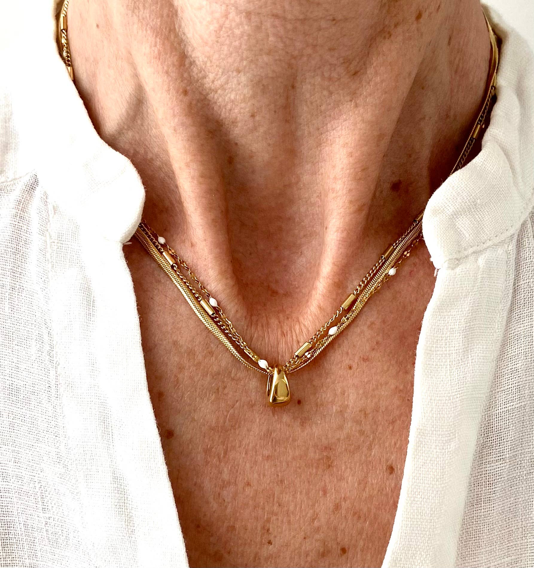 Sally Necklace - Box Turtle