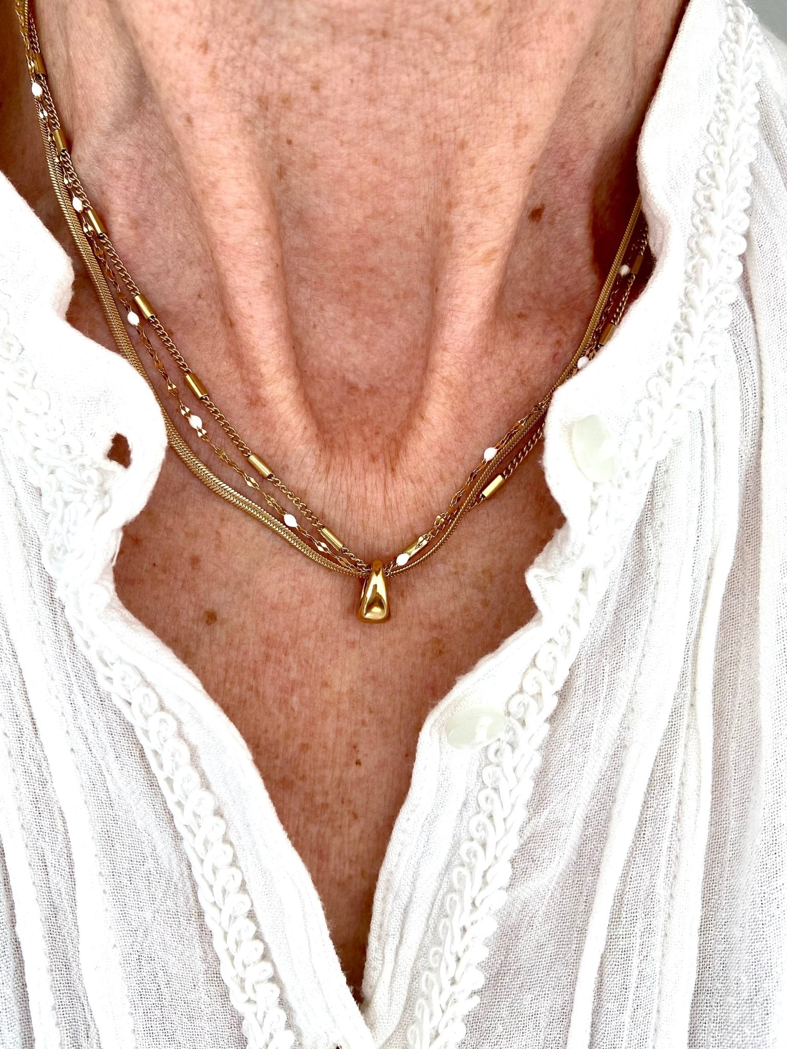 Sally Necklace - Box Turtle