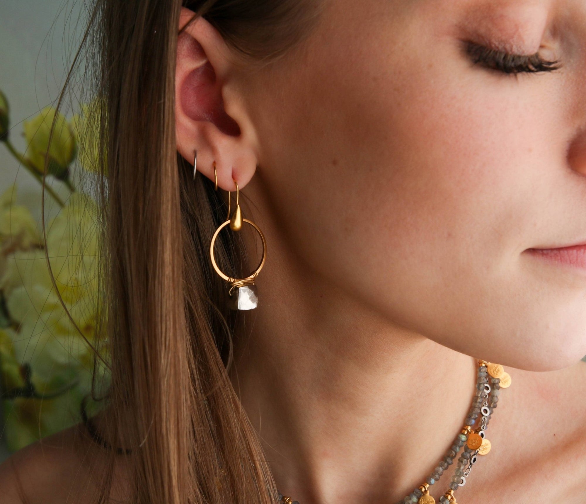 Satchel Earrings in Labradorite - Box Turtle
