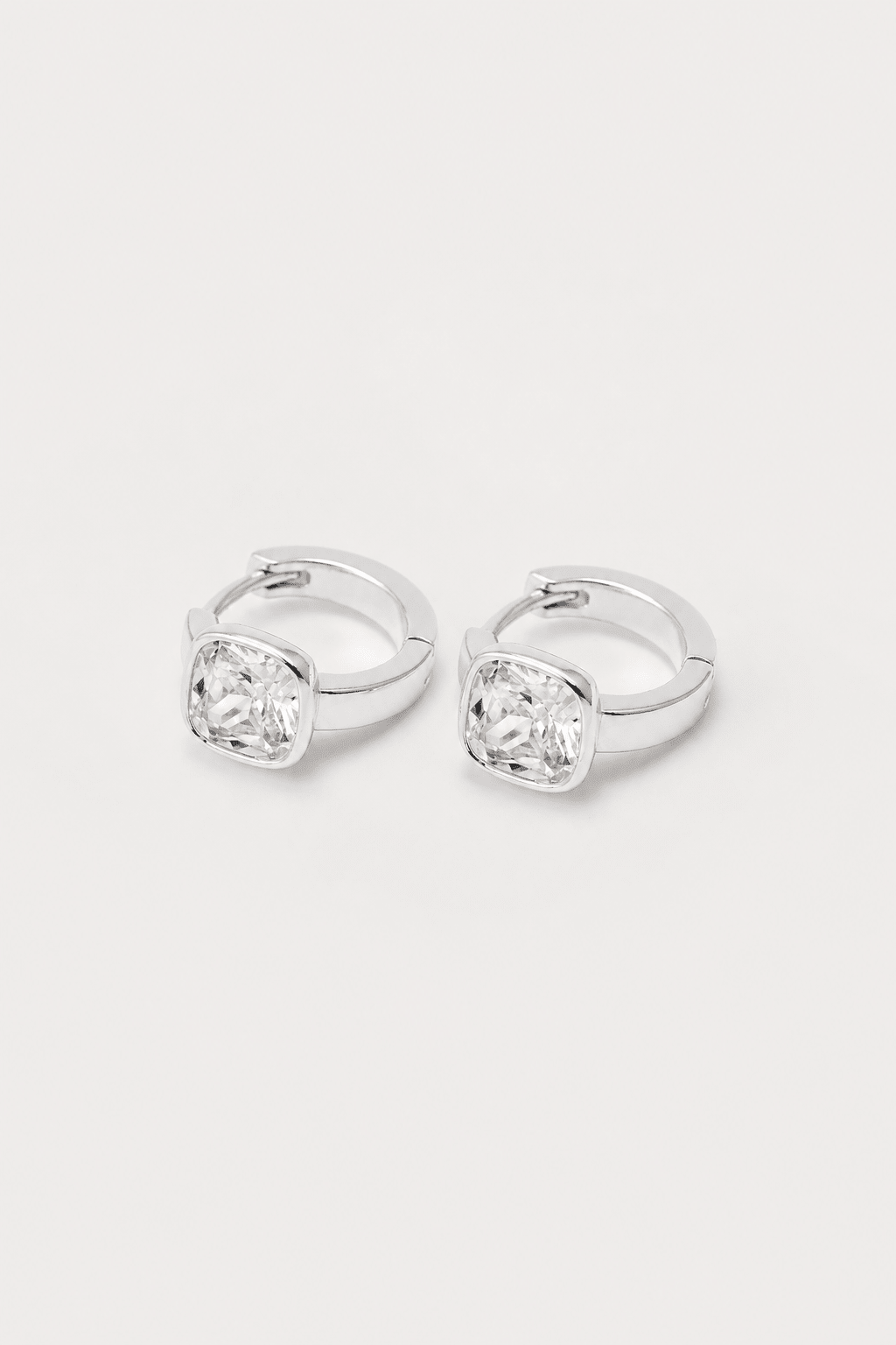Selena Square Bezel Huggies - Box Turtle