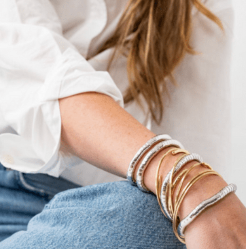 Silver Lucille Round Bead Stretch Bracelet - Box Turtle