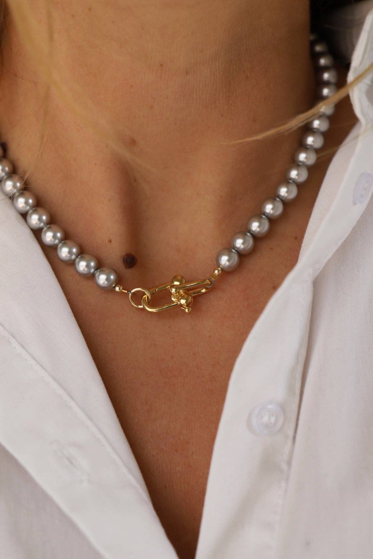 Silver Nova Pearl Necklace - Box Turtle